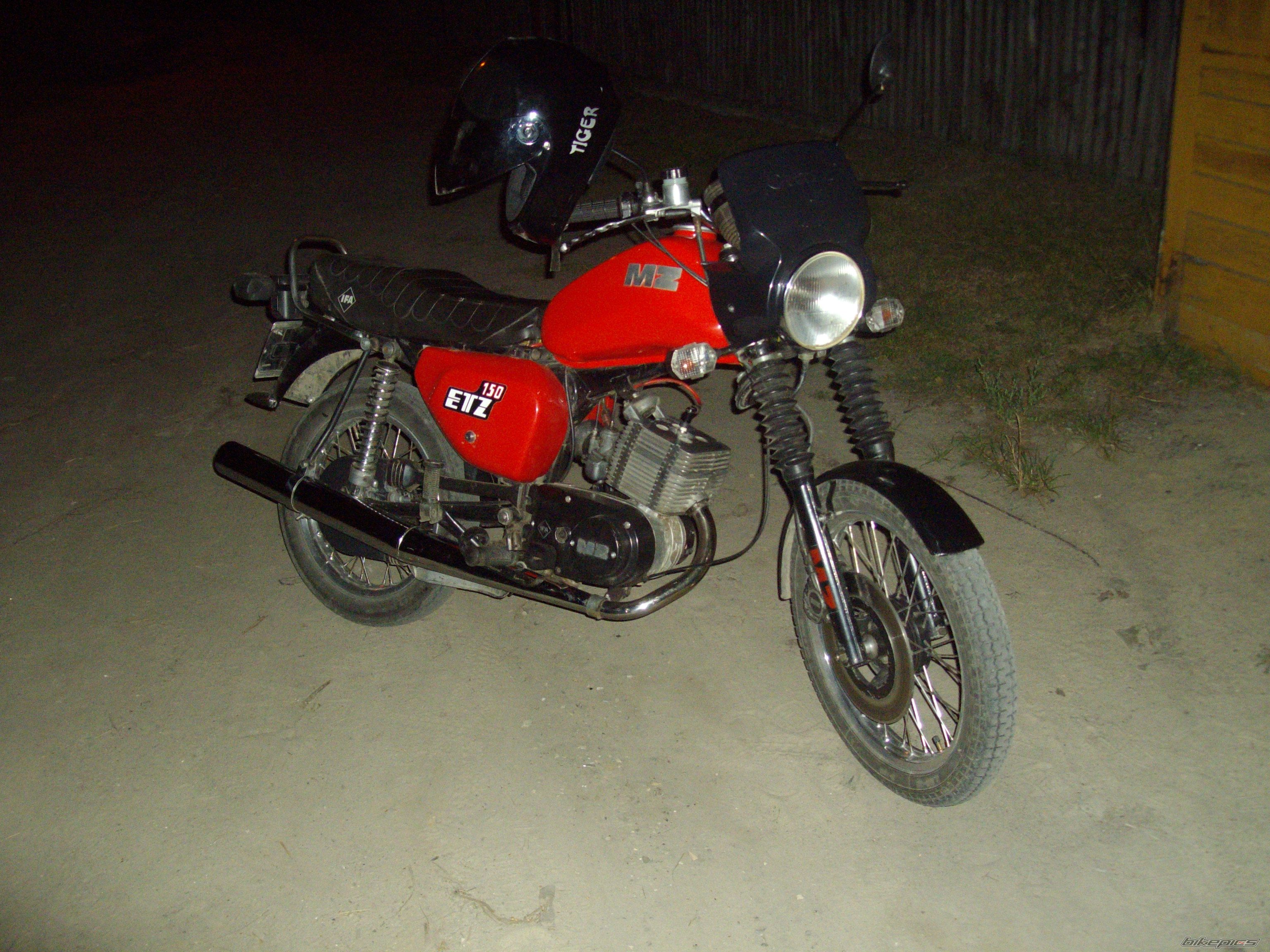 1989 MZ ETZ 150 | Picture 1001850 motorcycle photo
