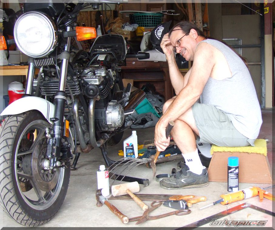 1985 SUZUKI GS 700 | Picture 1003385 motorcycle photo
