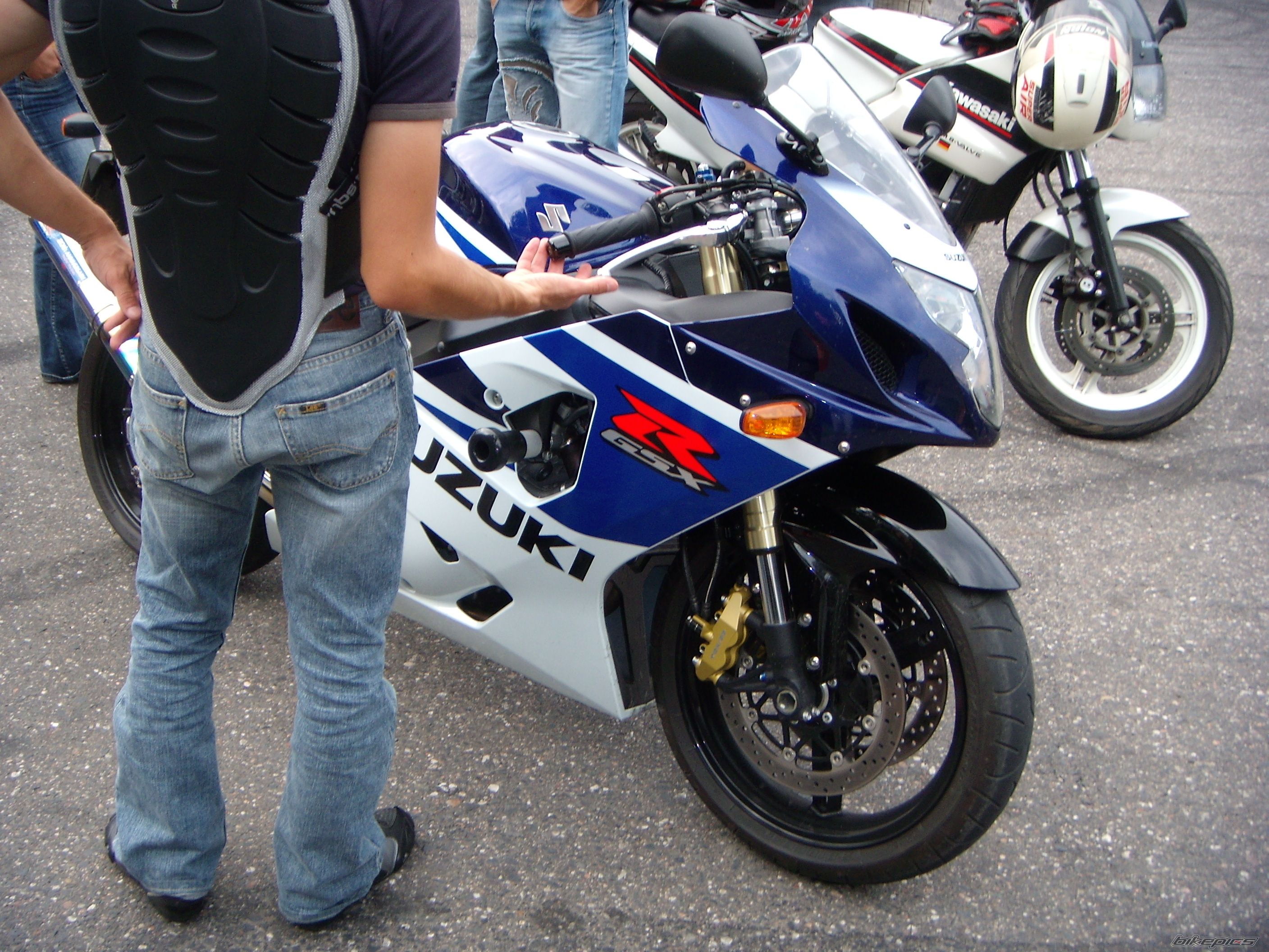 2002 KAWASAKI ZX 9R | Picture 1003559 motorcycle photo