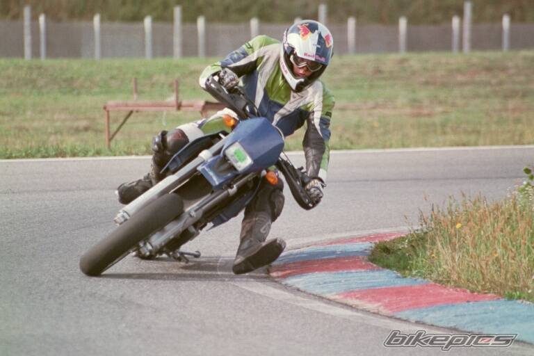 2000 KTM 640 LC4 | Picture 10044 motorcycle photo