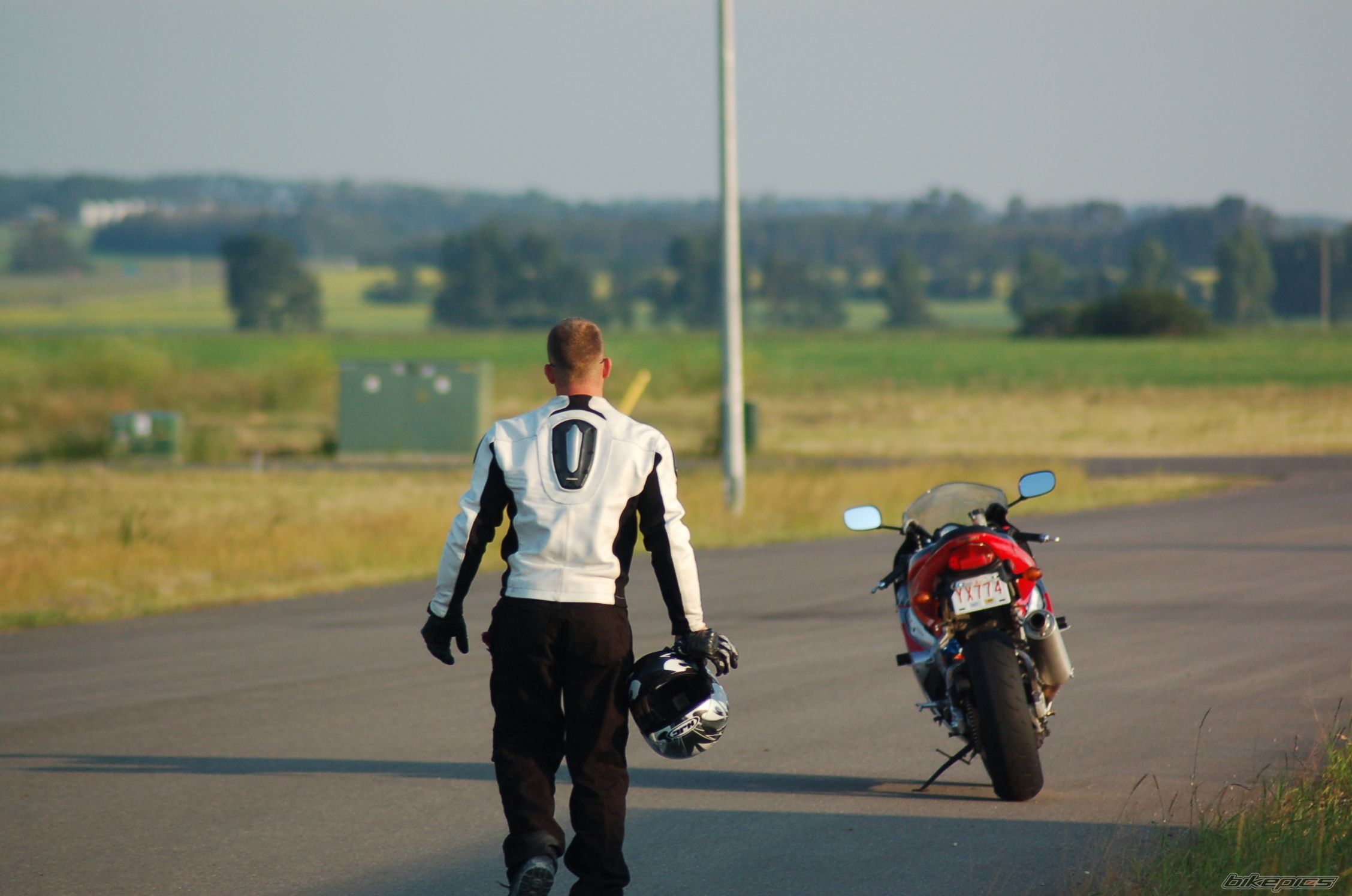 2002 SUZUKI GSX R 750 | Picture 1004719 motorcycle photo