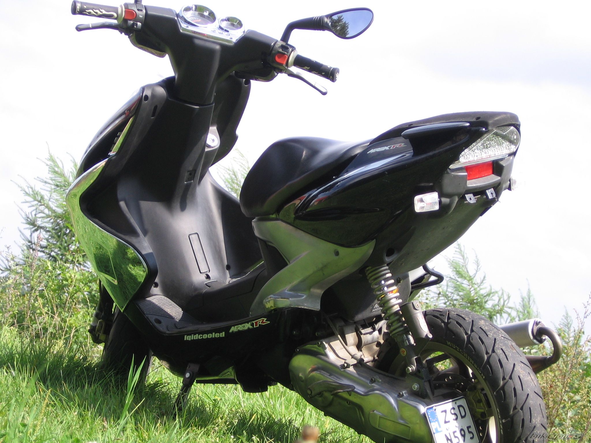 2003 YAMAHA AEROX 50 | Picture 1004811 motorcycle photo