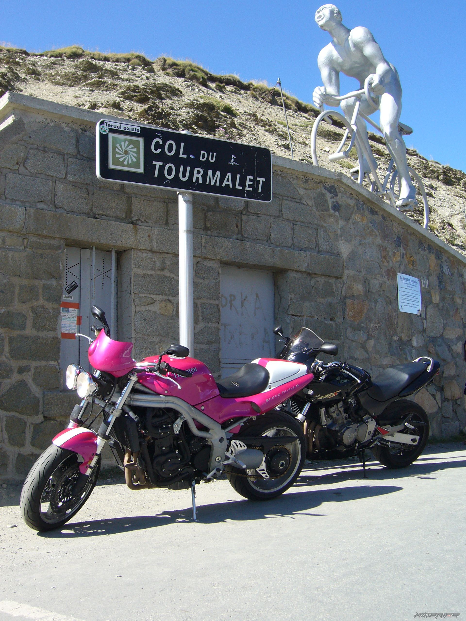 2001 TRIUMPH SPEED TRIPLE | Picture 1004931 motorcycle photo