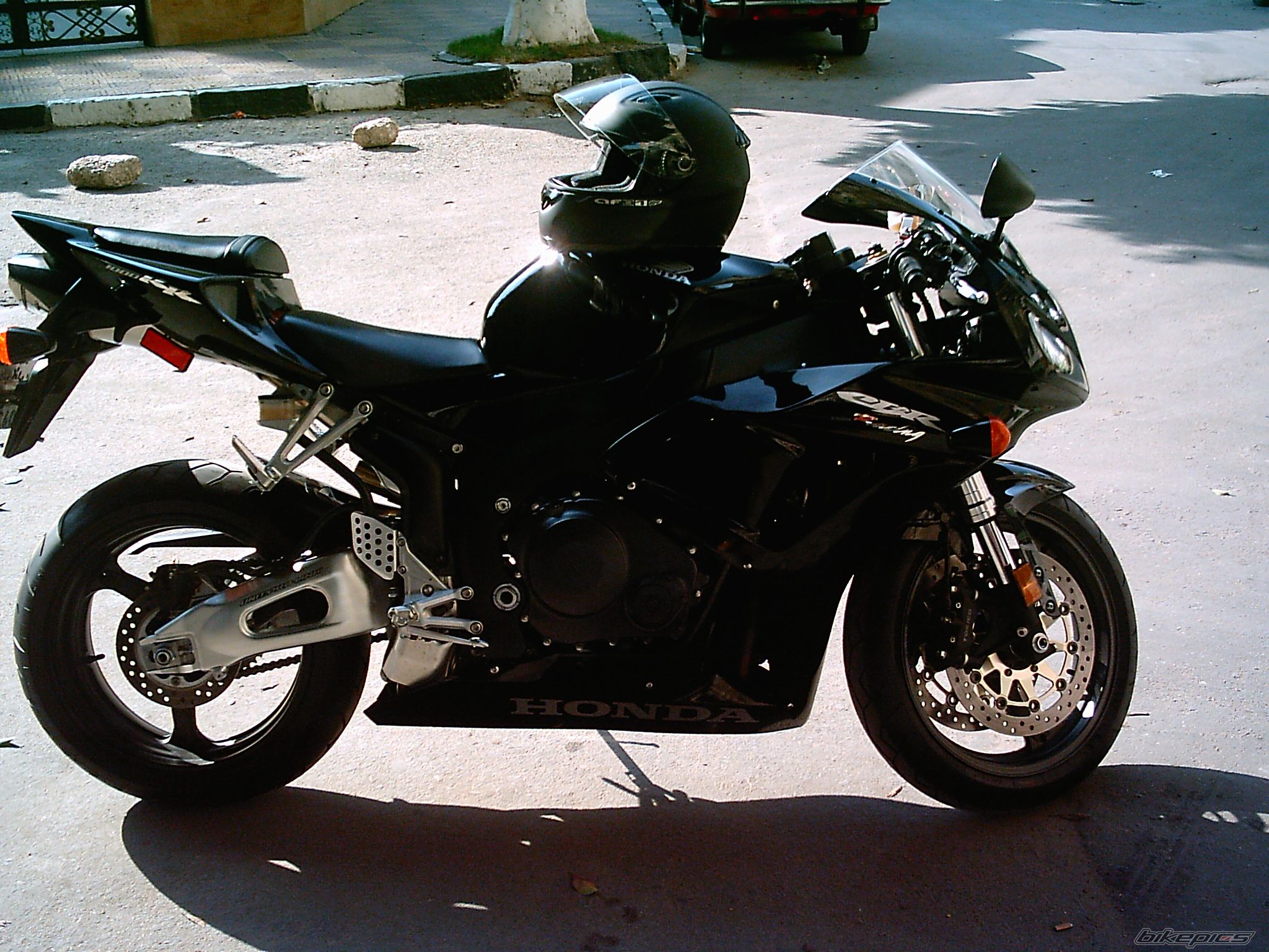 2006 HONDA CBR 1000  RR | Picture 1006689 motorcycle photo