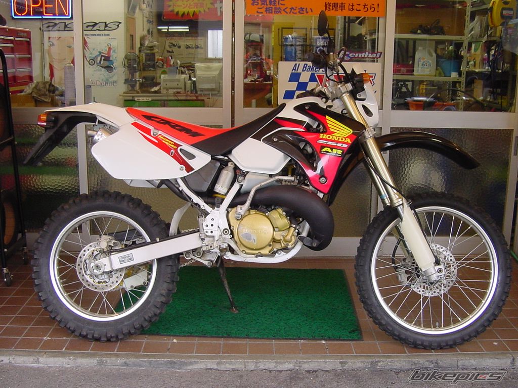 2006 HONDA CRM 250 | Picture 1007677 motorcycle photo