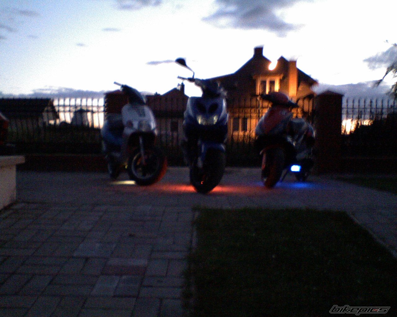 2002 DERBI ATLANTIS | Picture 1007790 motorcycle photo
