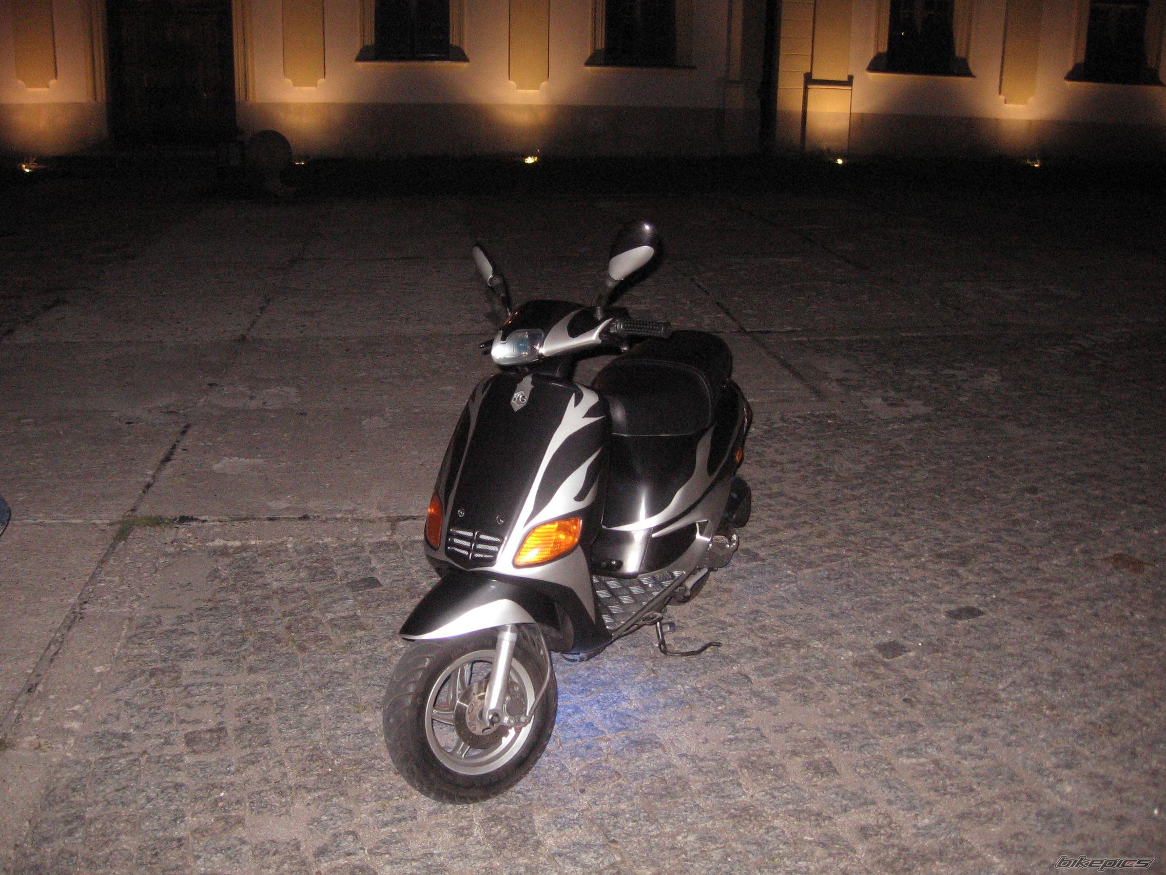 1999 PIAGGIO ZIP | Picture 1007829 motorcycle photo