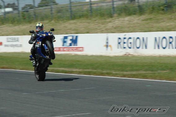 2005 YAMAHA YZF R1 | Picture 1008255 motorcycle photo