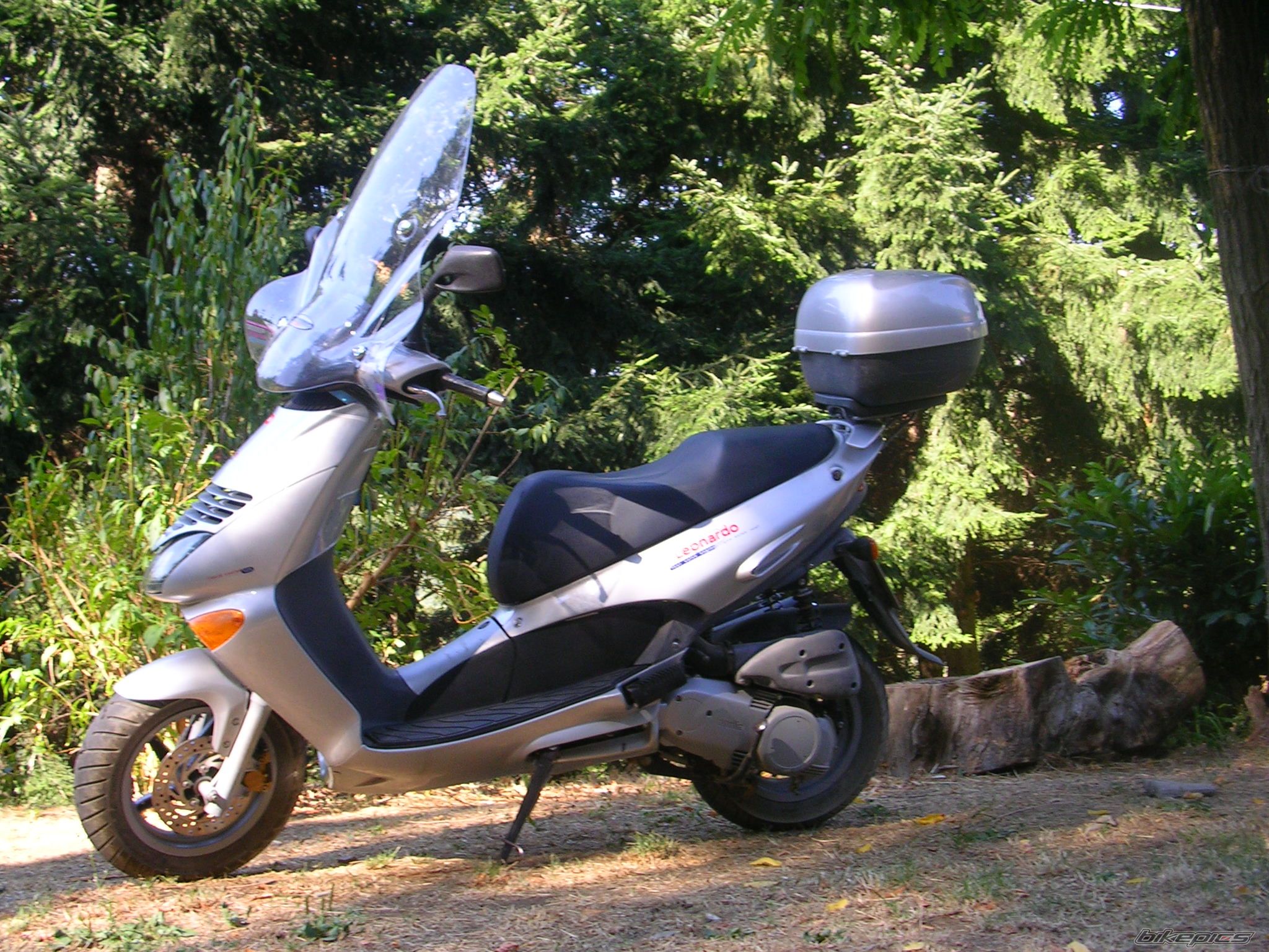 1998 APRILIA LEONARDO 125 | Picture 1008971 motorcycle photo