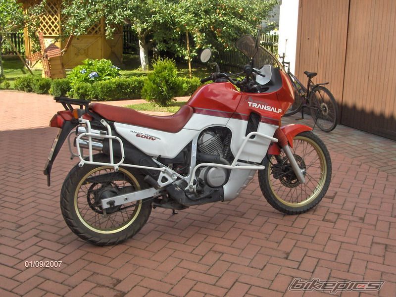 1990 HONDA XL 600V TRANSALP | Picture 1009679 motorcycle photo