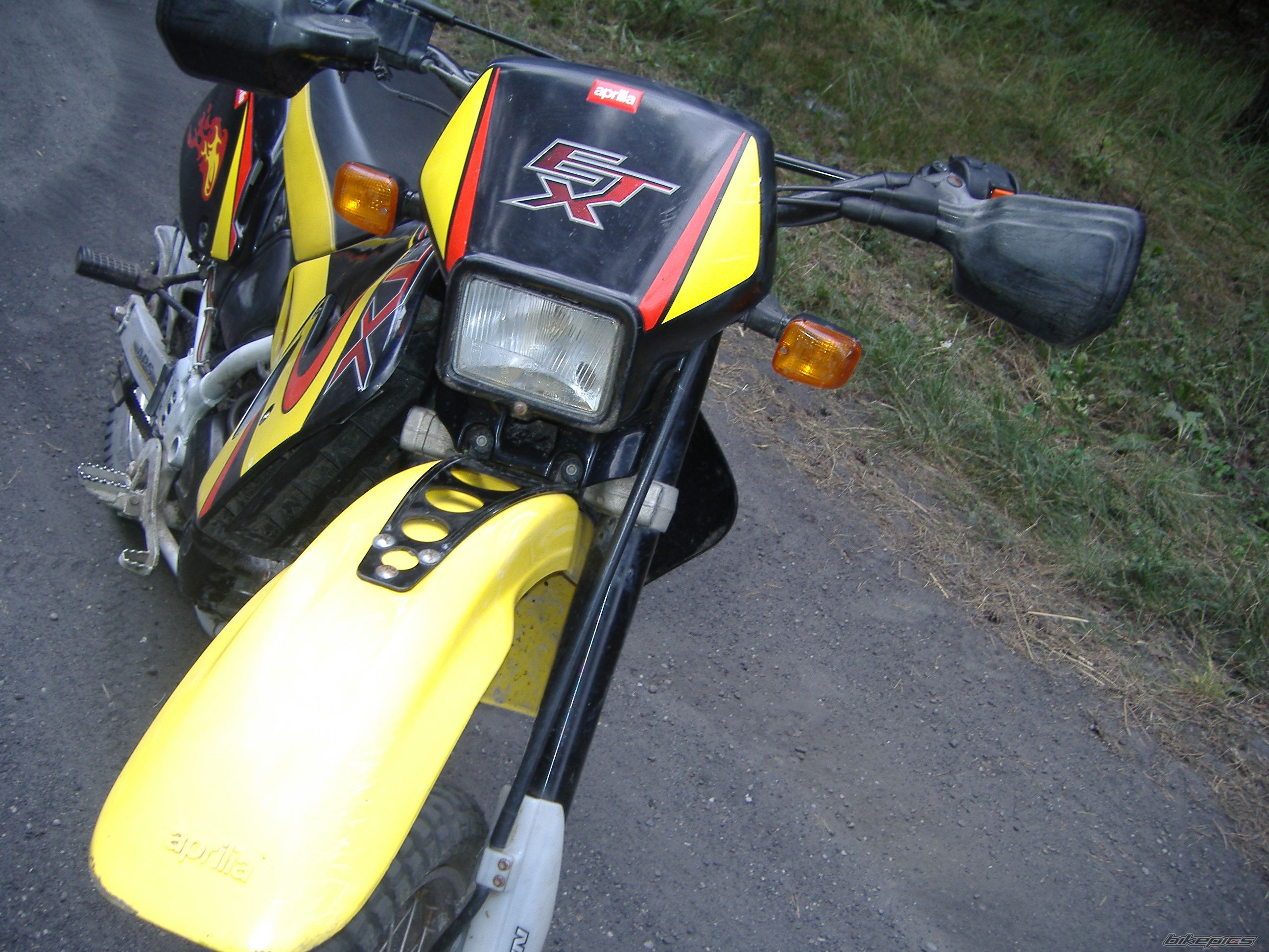 2001 APRILIA ETX 125 | Picture 1011322 motorcycle photo