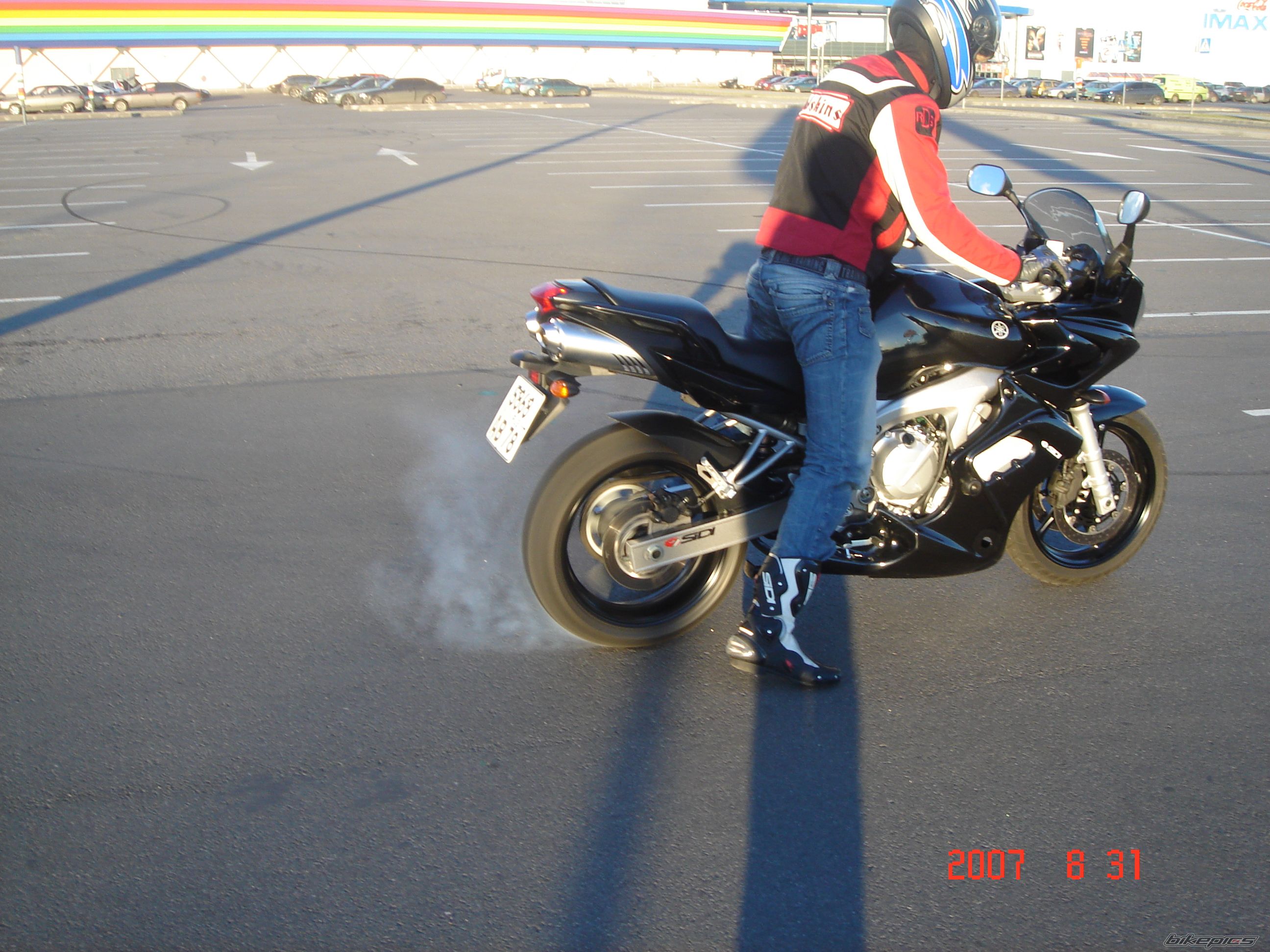 2007 YAMAHA FZ6 FAZER | Picture 1012247 motorcycle photo