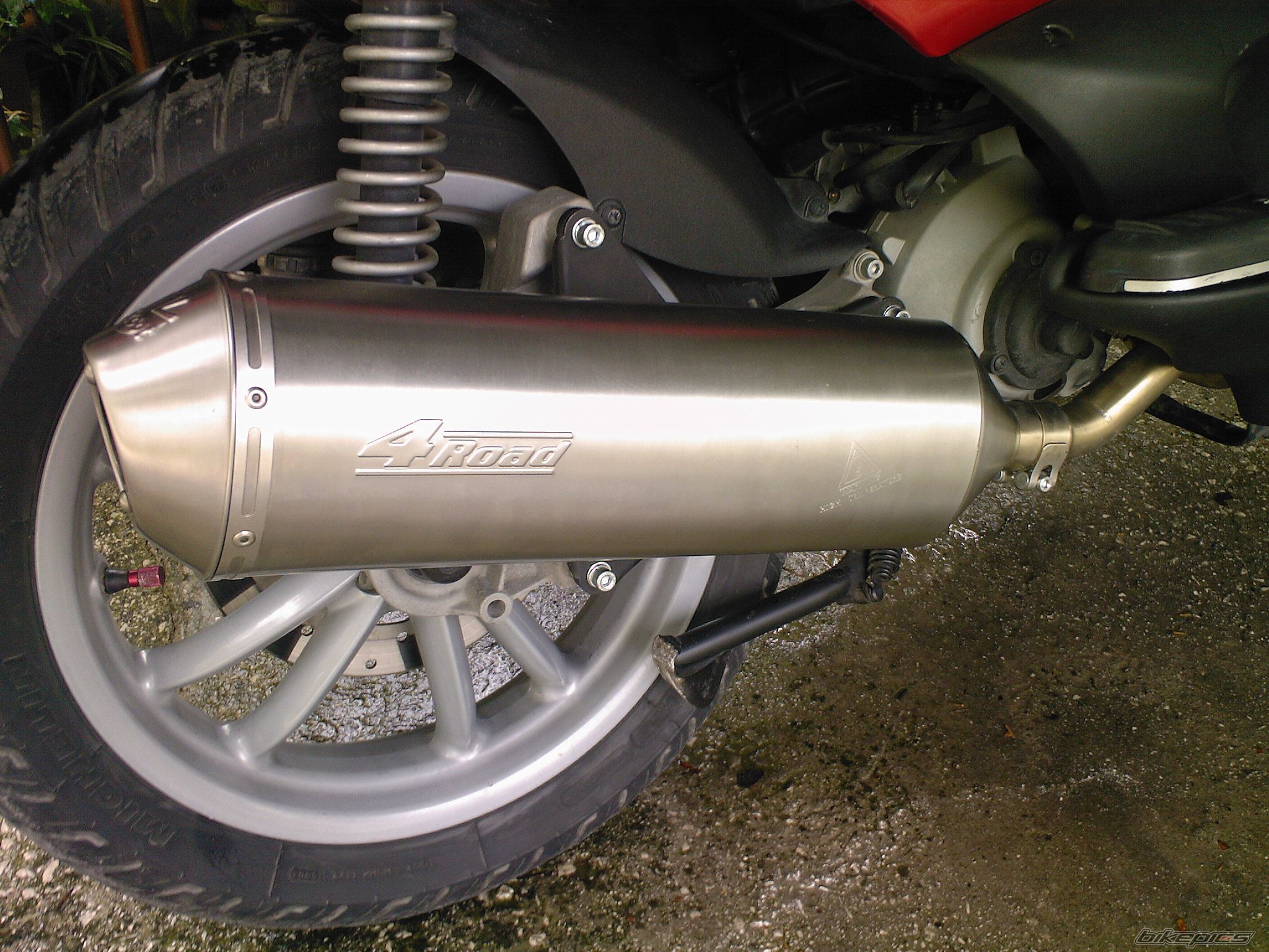 2002 PIAGGIO BEVERLY 200 | Picture 1015018 motorcycle photo