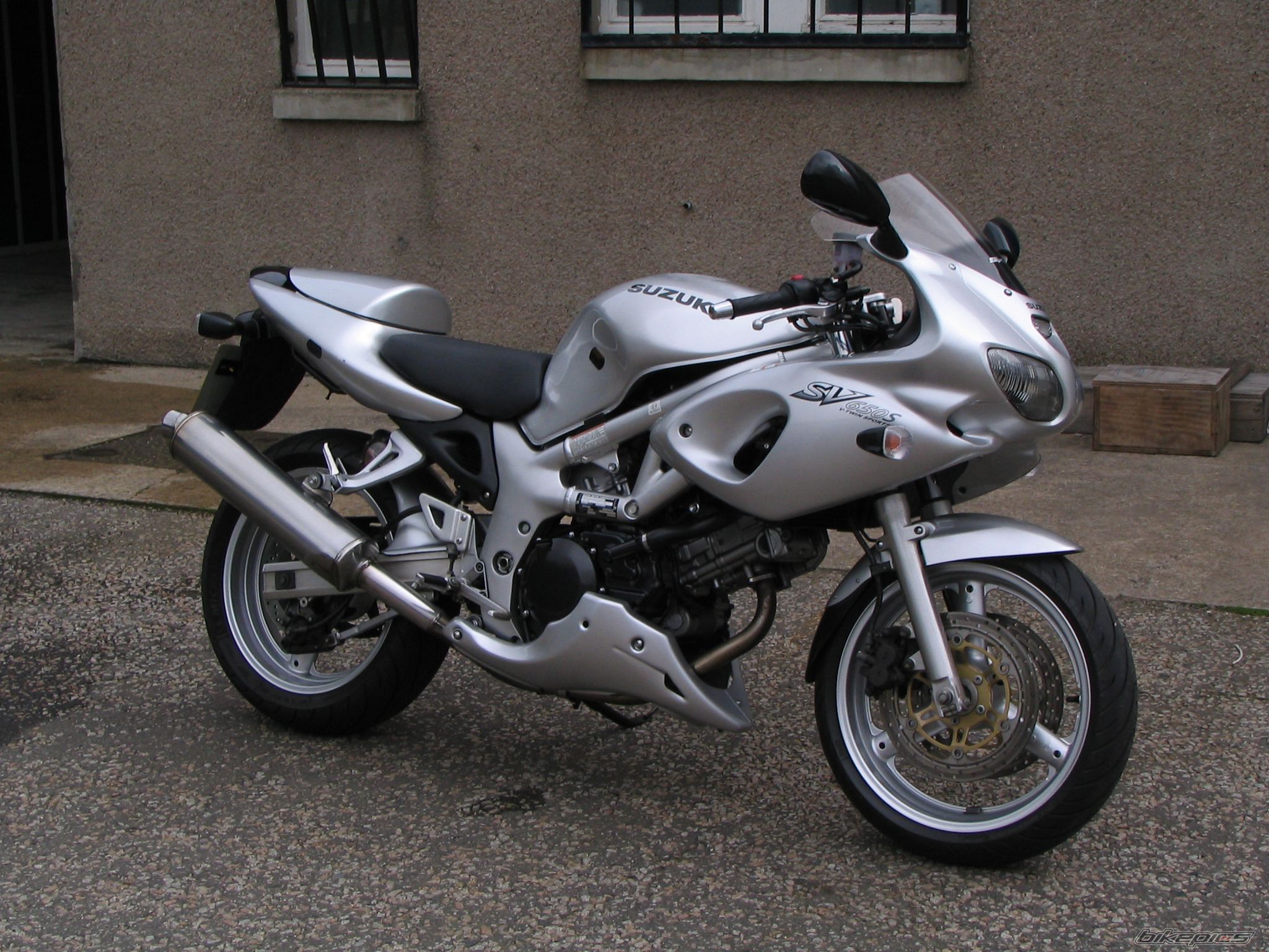 2002 SUZUKI SV 650S | Picture 1016594 motorcycle photo