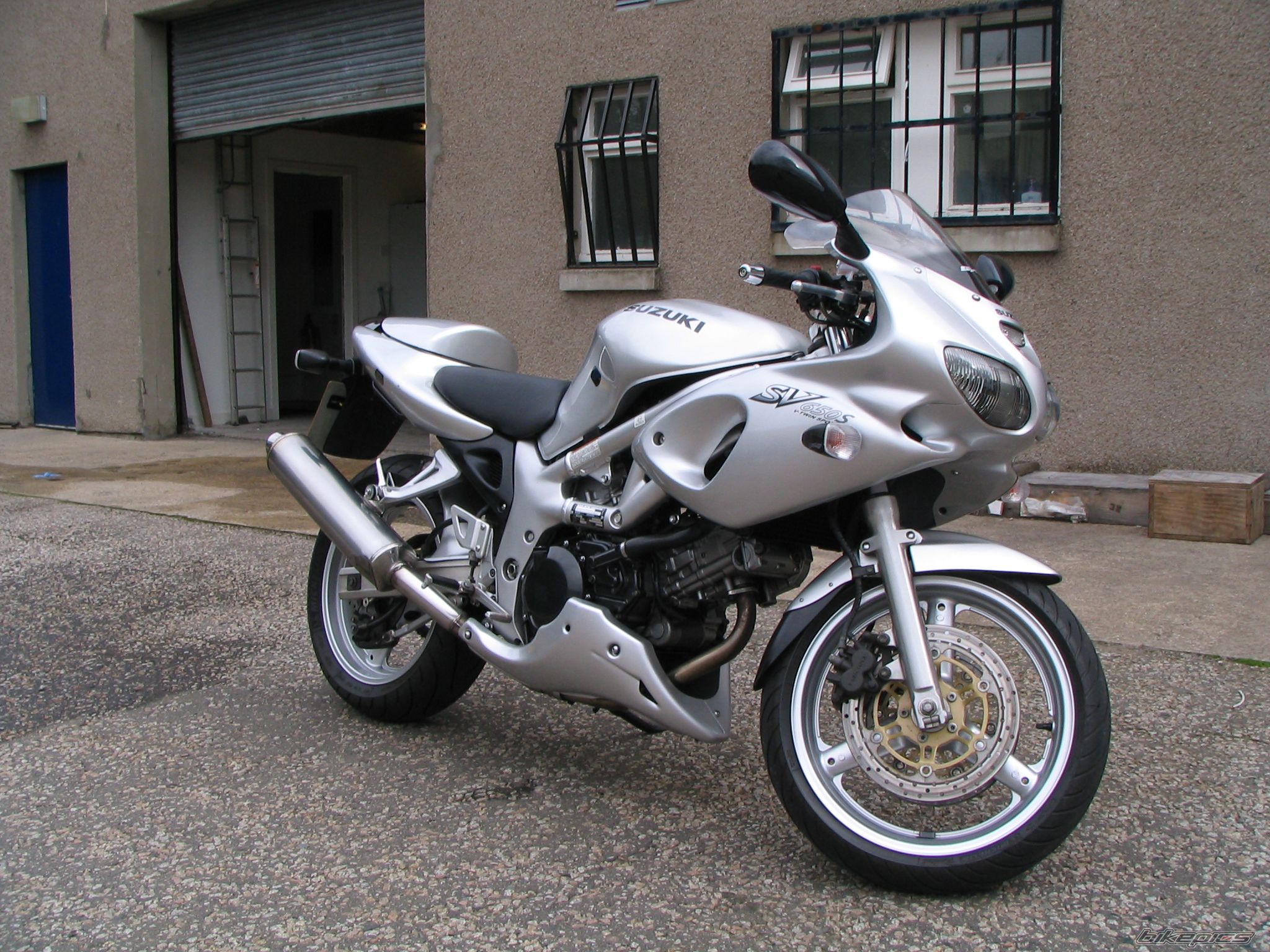 2002 SUZUKI SV 650S | Picture 1016603 motorcycle photo
