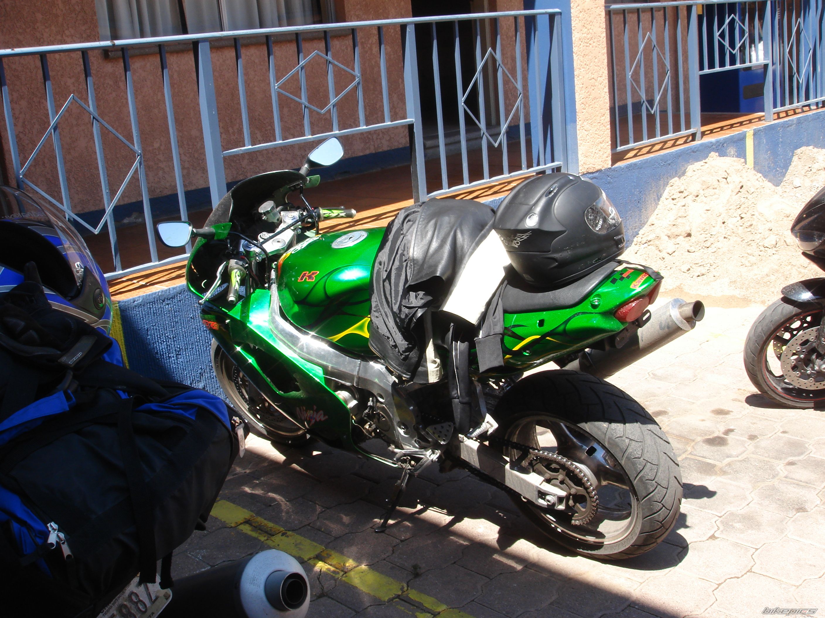 1998 KAWASAKI ZX 9R | Picture 1016755 motorcycle photo