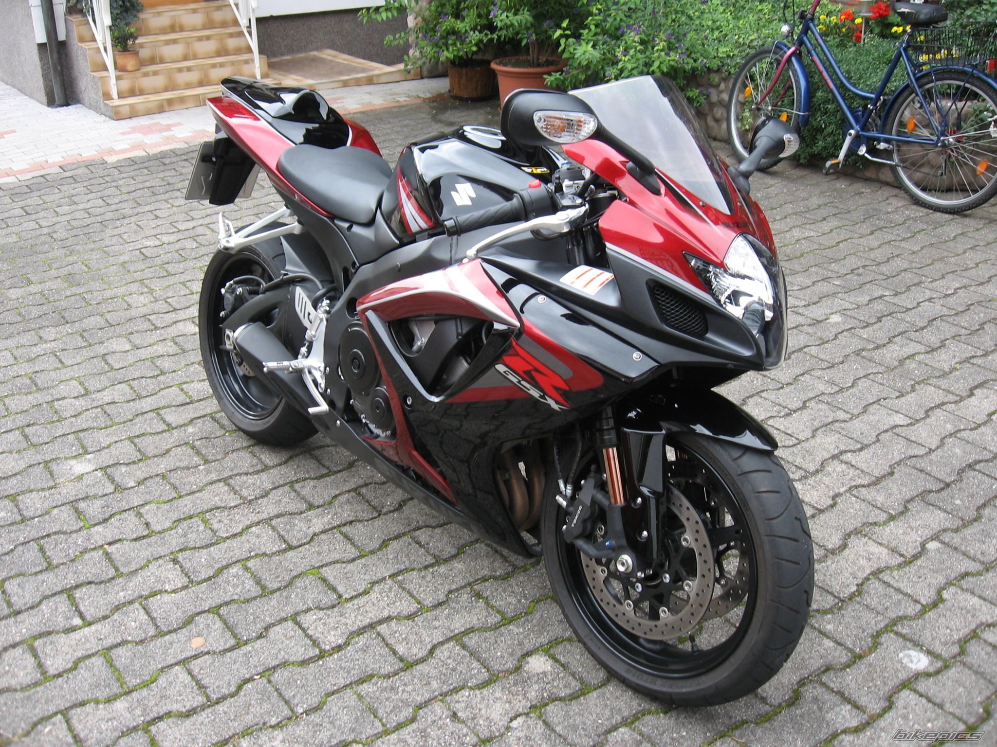 2006 SUZUKI GSX R 750 | Picture 1017146 motorcycle photo