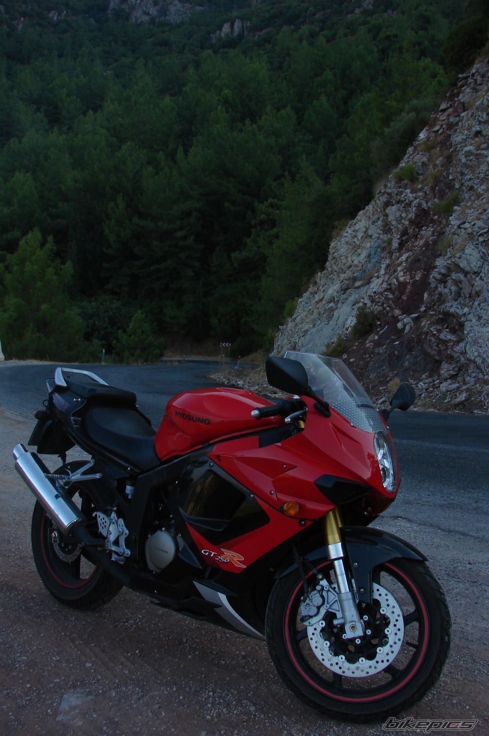 2007 HYOSUNG GT 250 R COMET | Picture 1018617 motorcycle photo