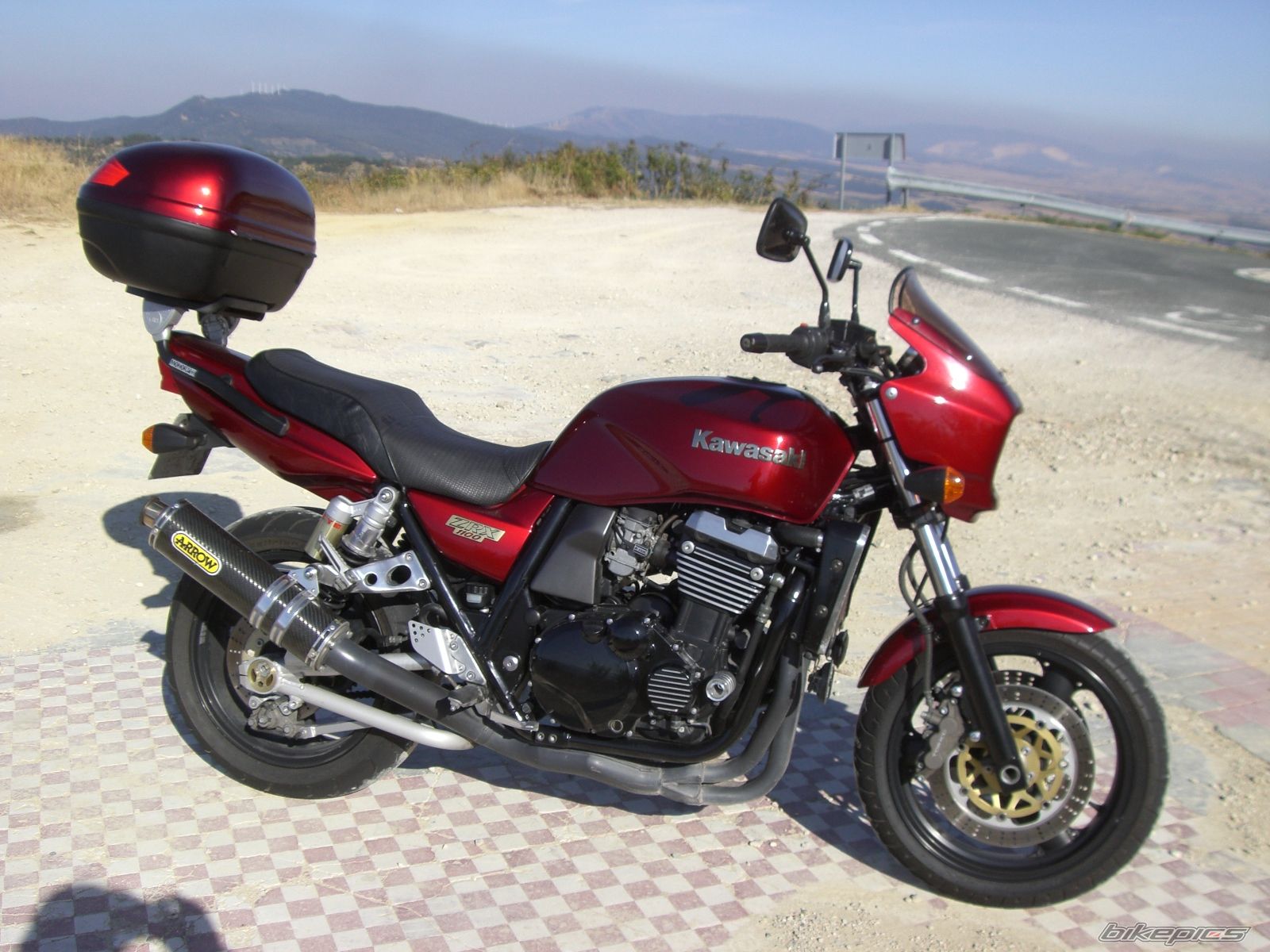 1998 KAWASAKI ZRX 1100 | Picture 1019905 motorcycle photo
