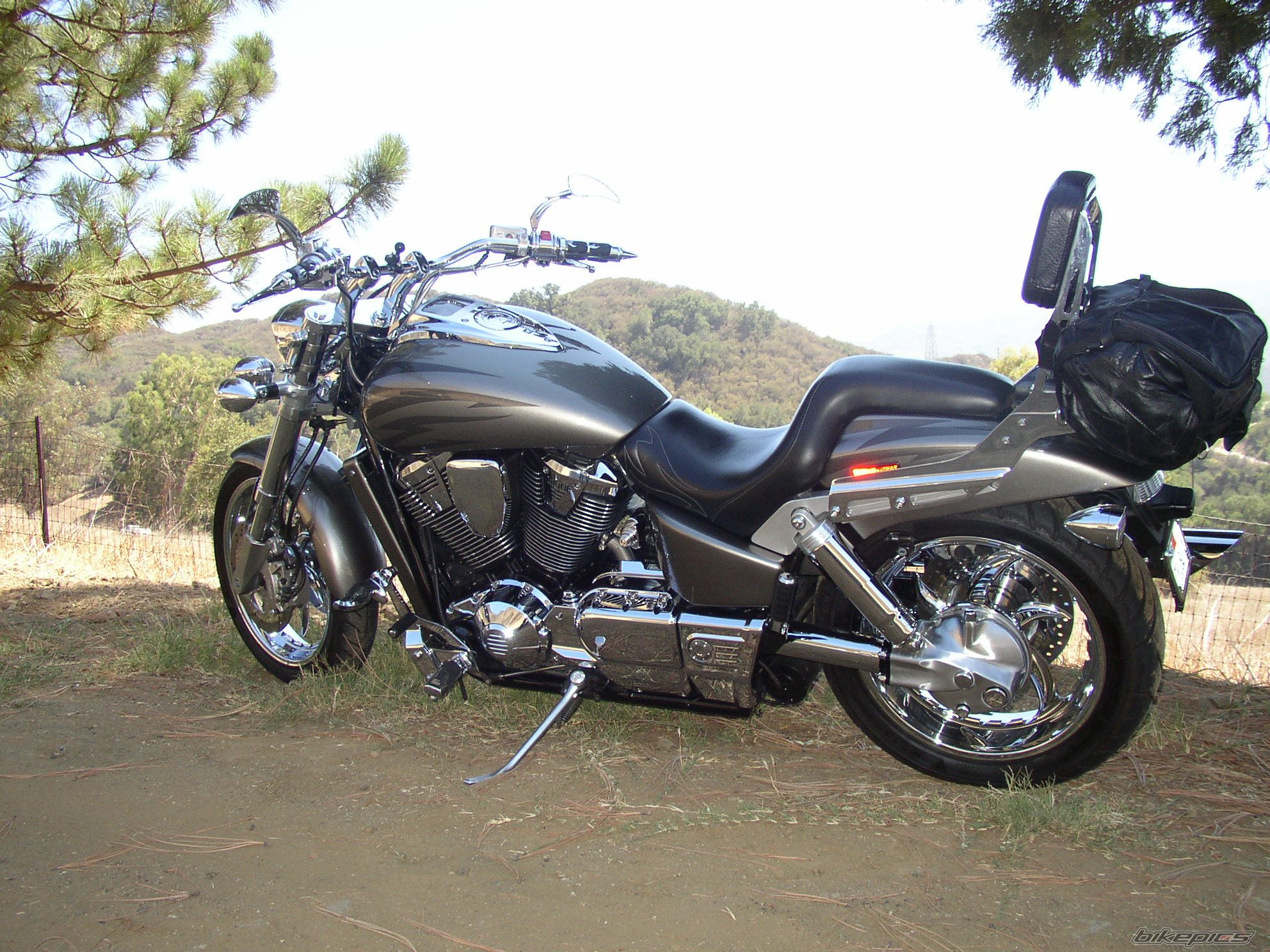 2005 HONDA VTX 1800 | Picture 1021930 motorcycle photo
