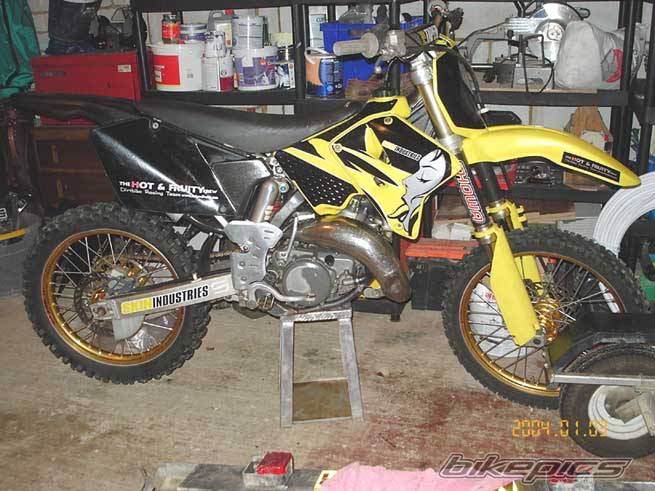 2001 SUZUKI RM 125 | Picture 102245 motorcycle photo