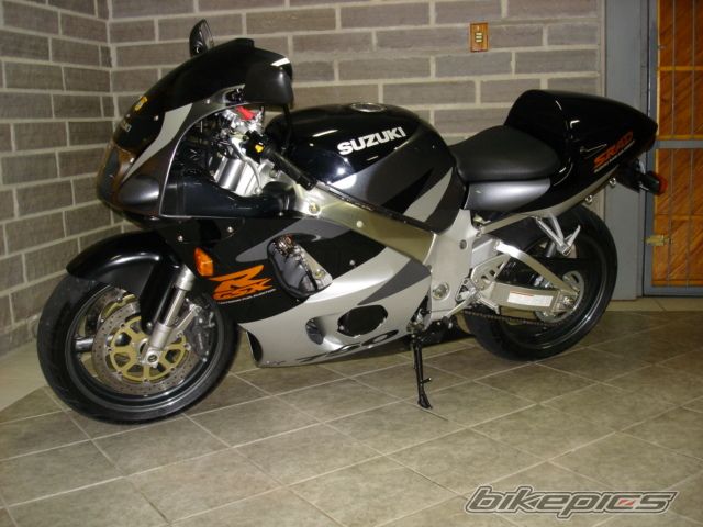 1998 SUZUKI GSX R 750 | Picture 1022685 motorcycle photo