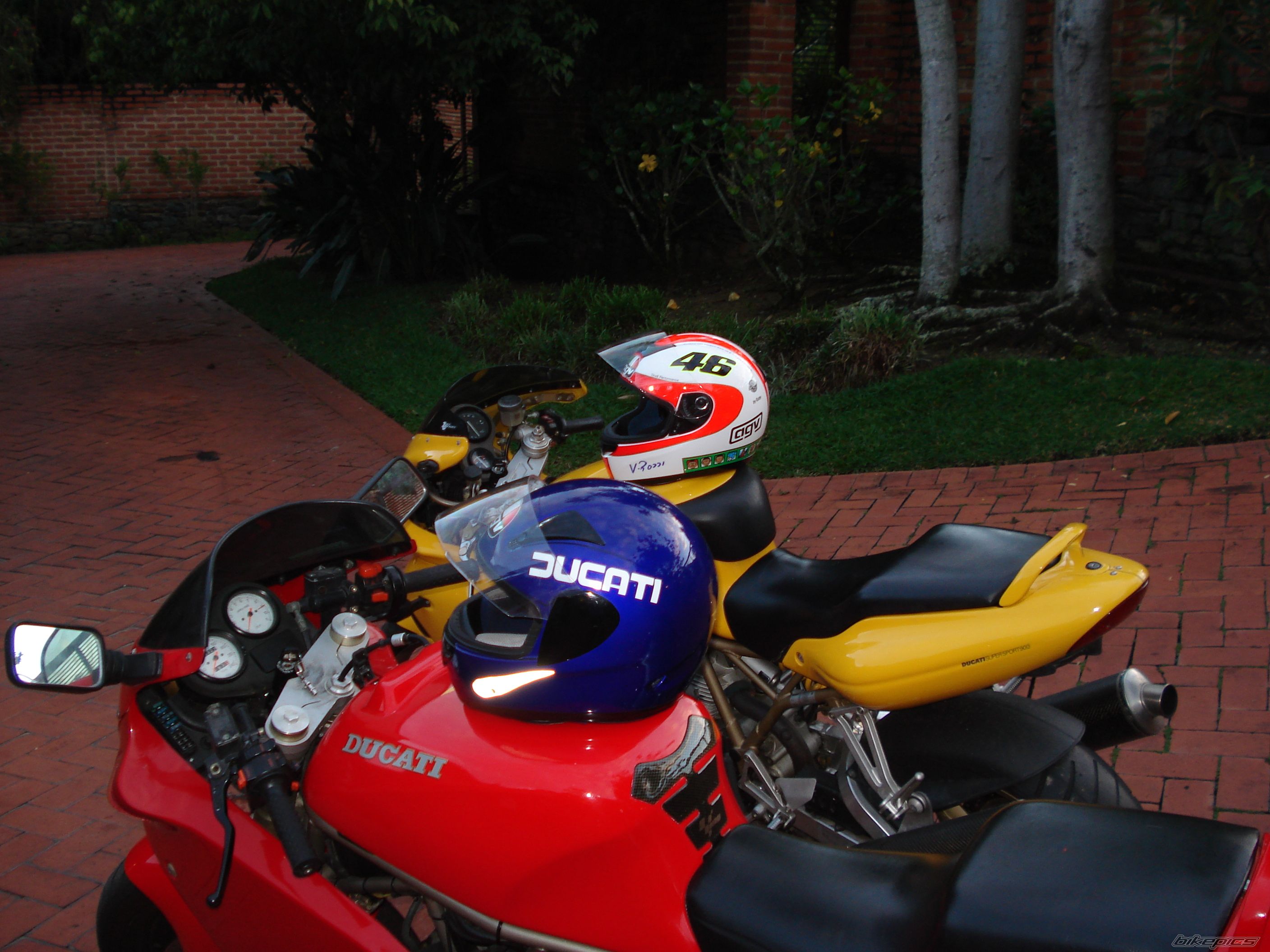 1993 DUCATI 750 SS | Picture 1024409 motorcycle photo