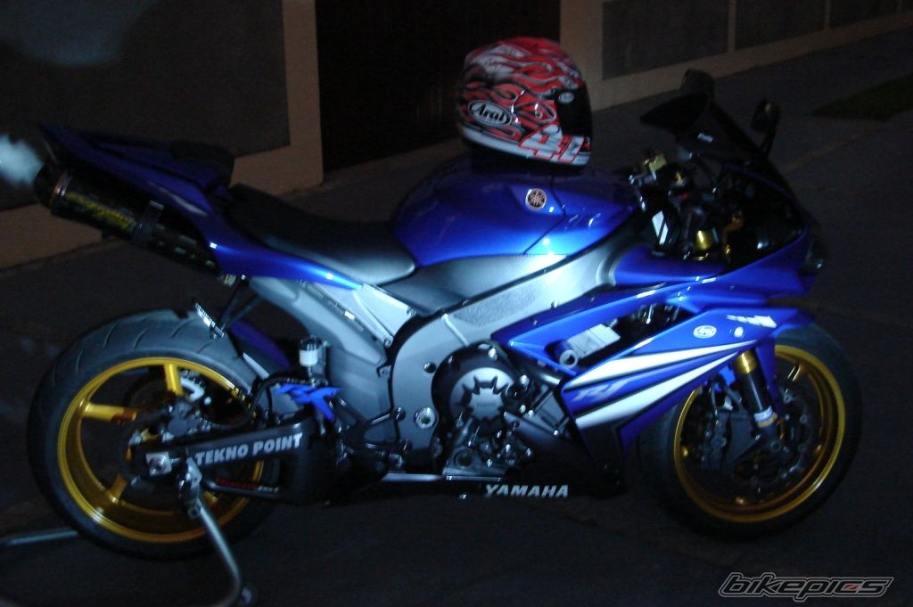 2007 YAMAHA YZF R1 | Picture 1026152 motorcycle photo