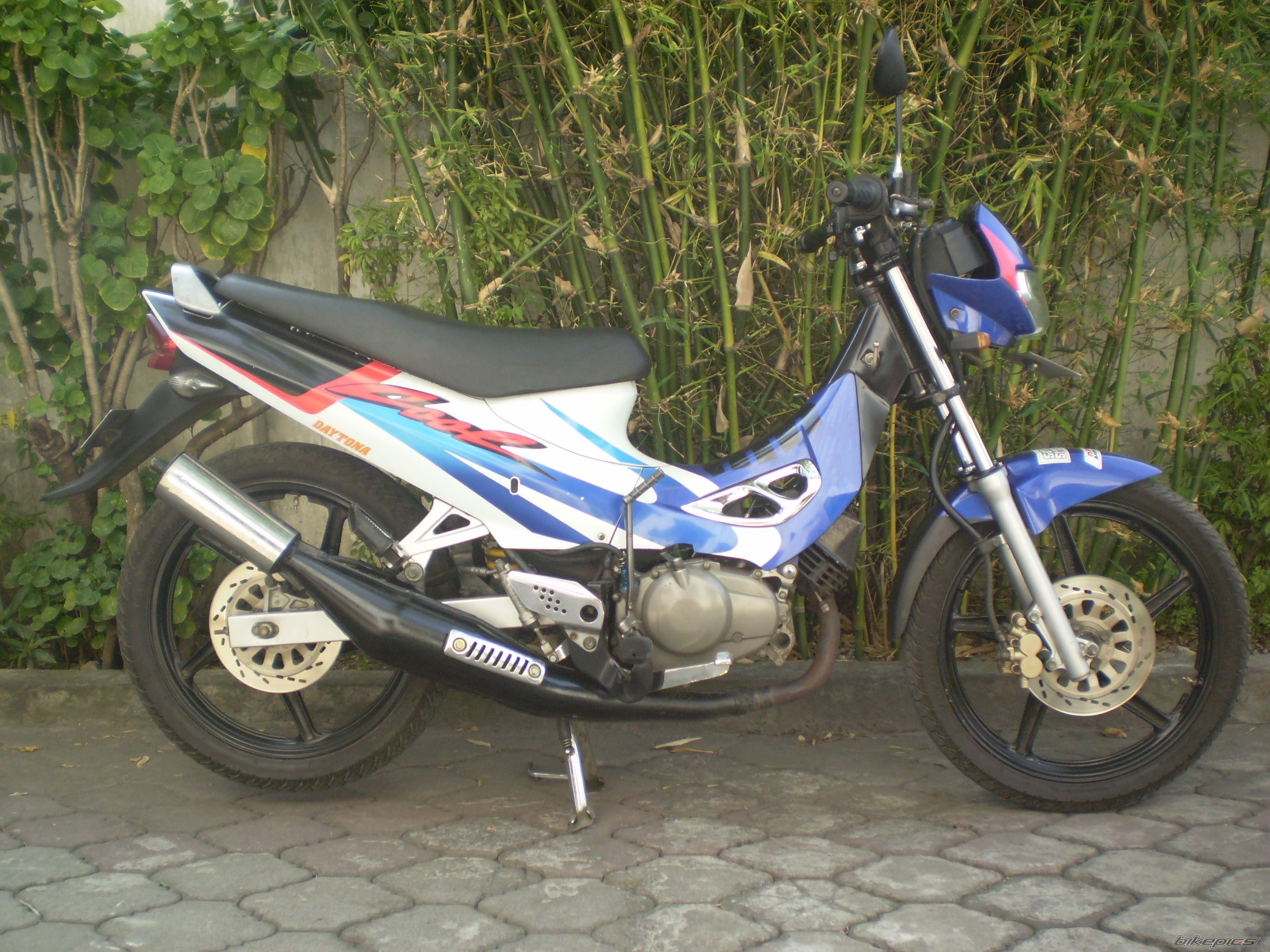 2002 SUZUKI RG 110 | Picture 1026223 motorcycle photo