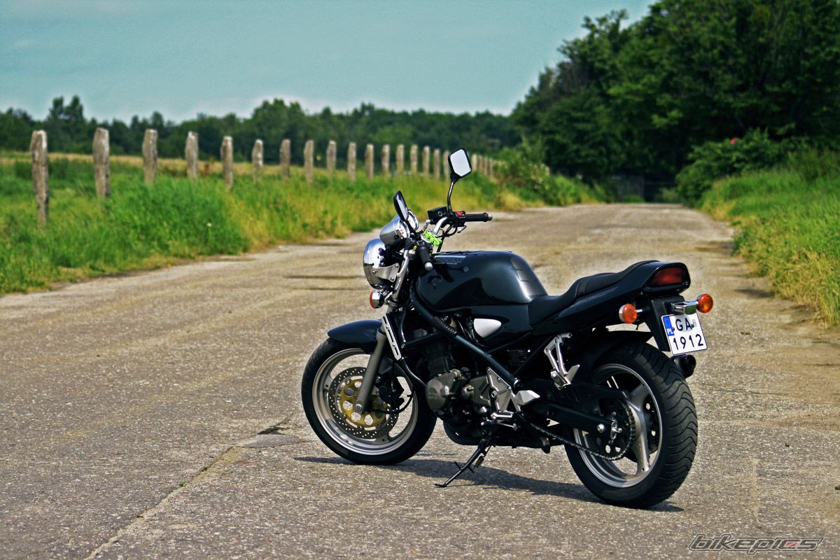 1992 SUZUKI BANDIT 400 | Picture 1026527 motorcycle photo