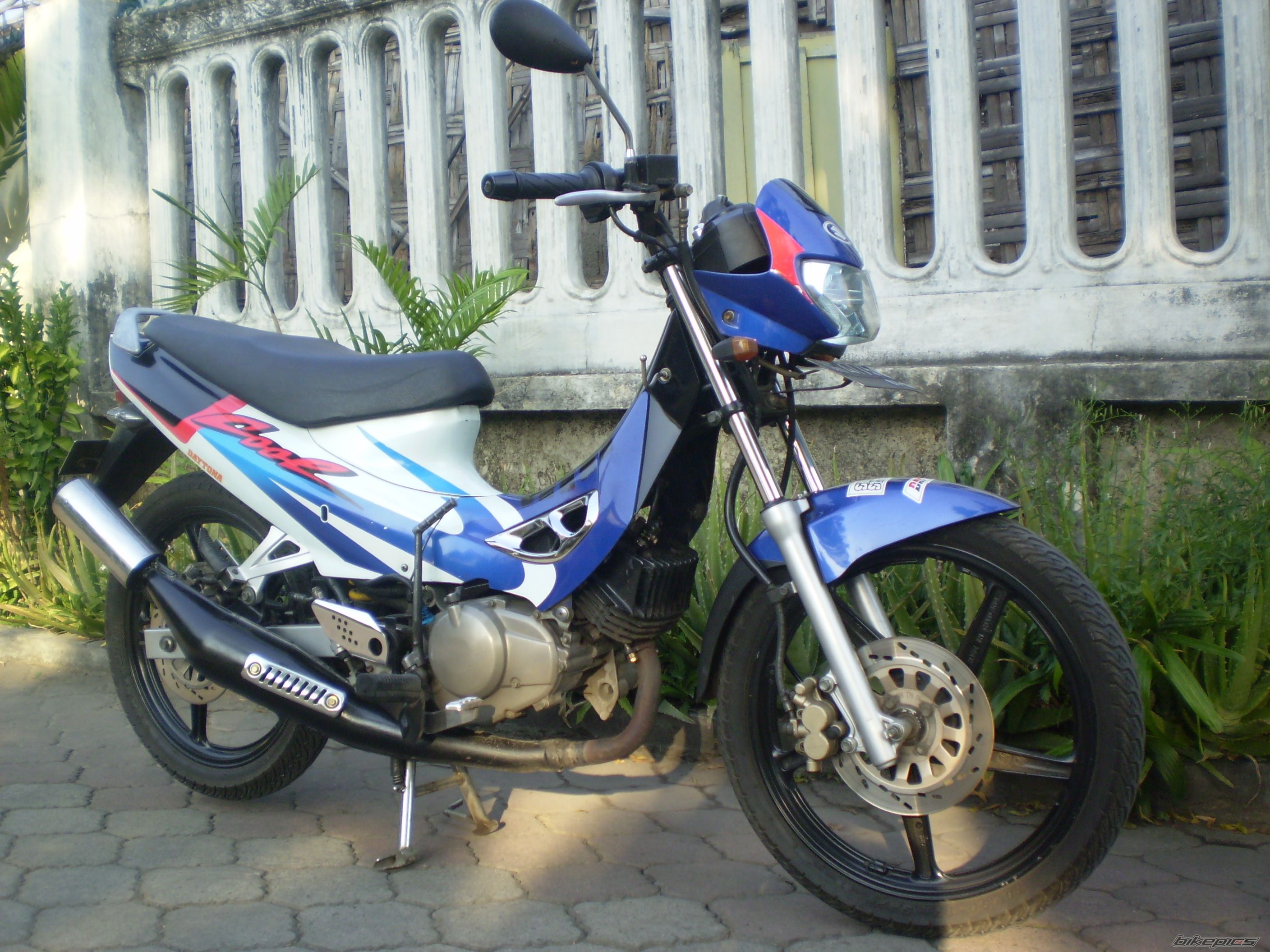 2002 SUZUKI RG 110 | Picture 1028552 motorcycle photo