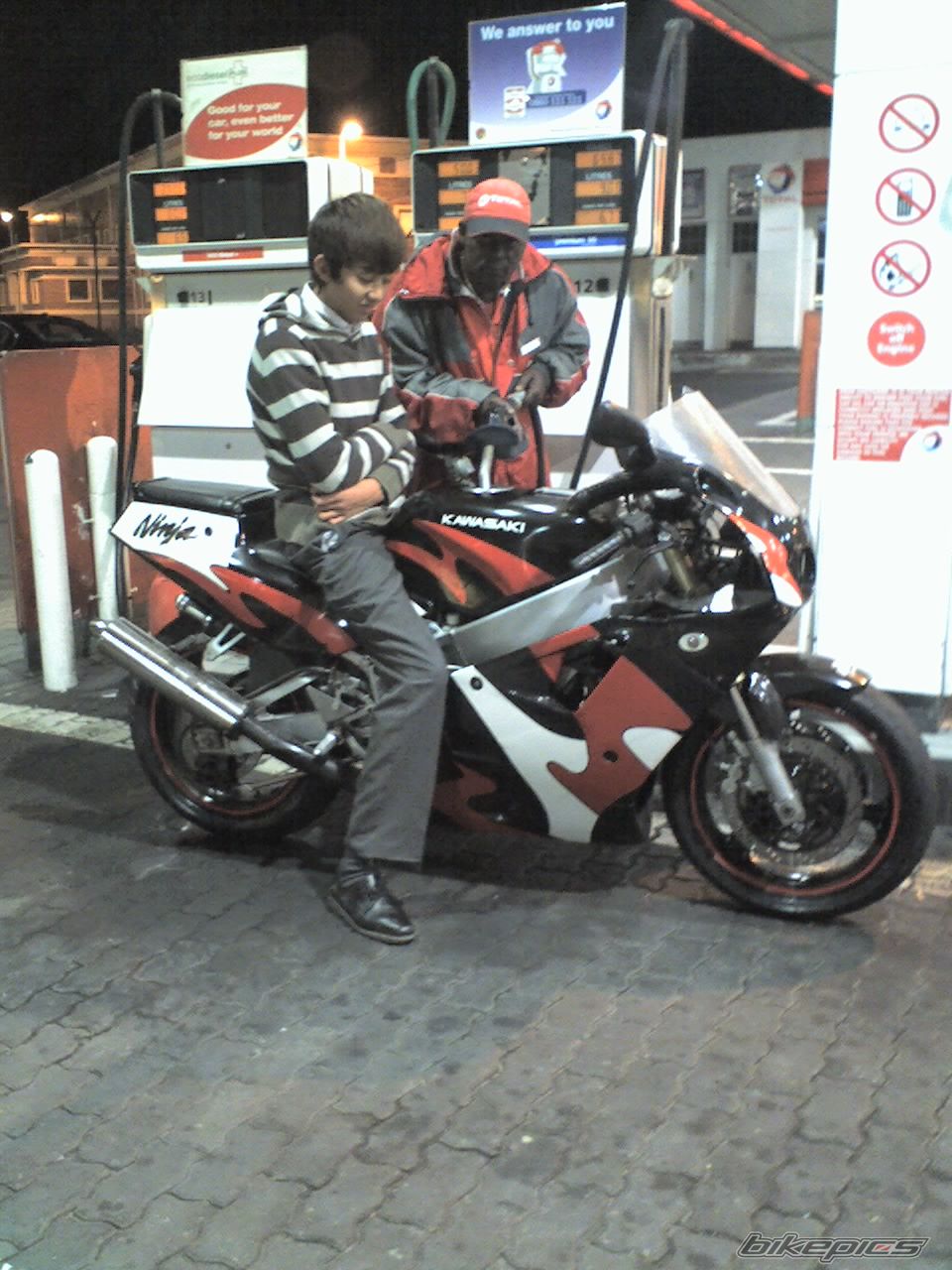 2007 KAWASAKI ZXR 400 | Picture 1028660 motorcycle photo