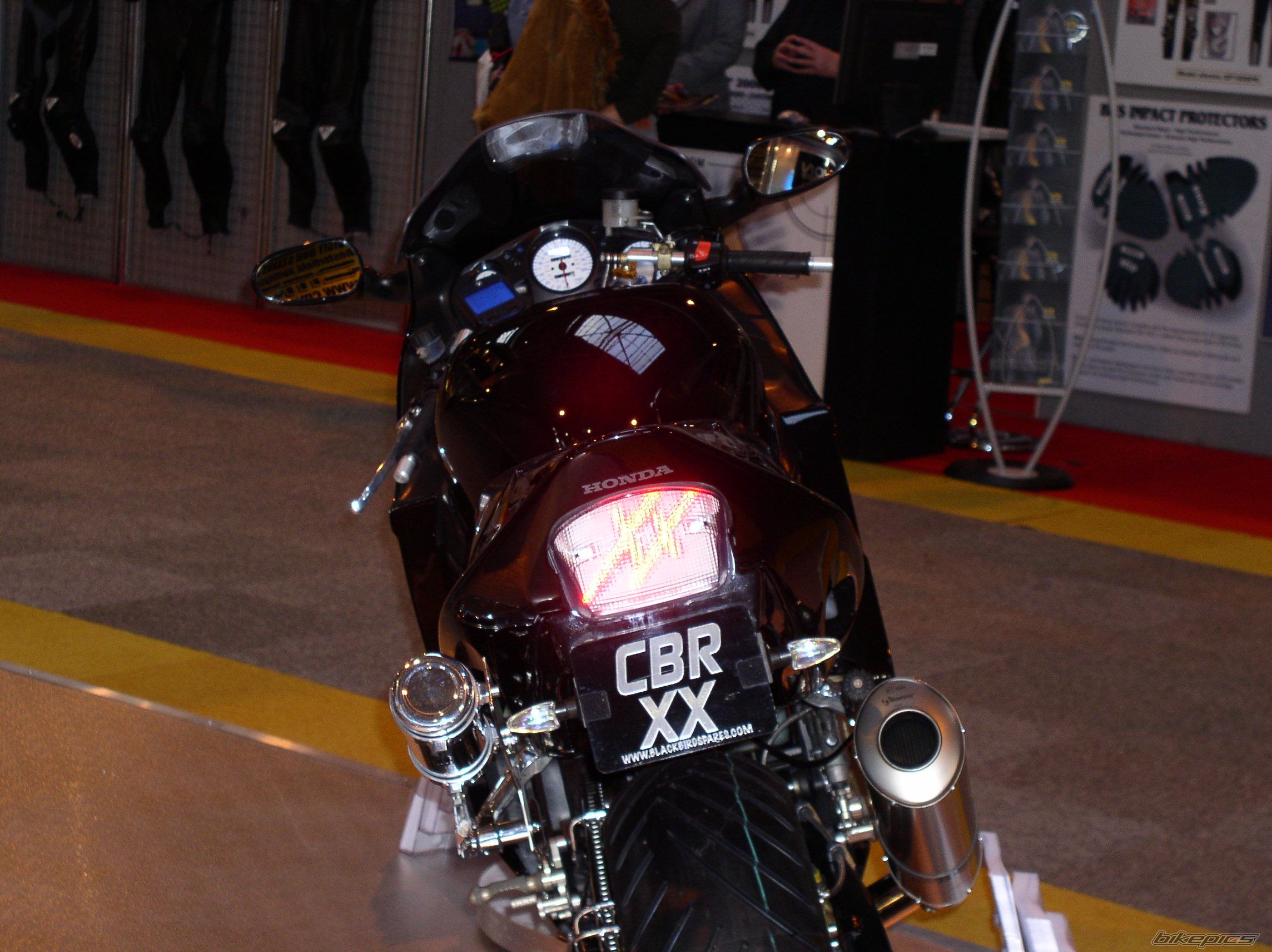 1998 HONDA CBR 1100 BLACKBIRD | Picture 1029839 motorcycle photo