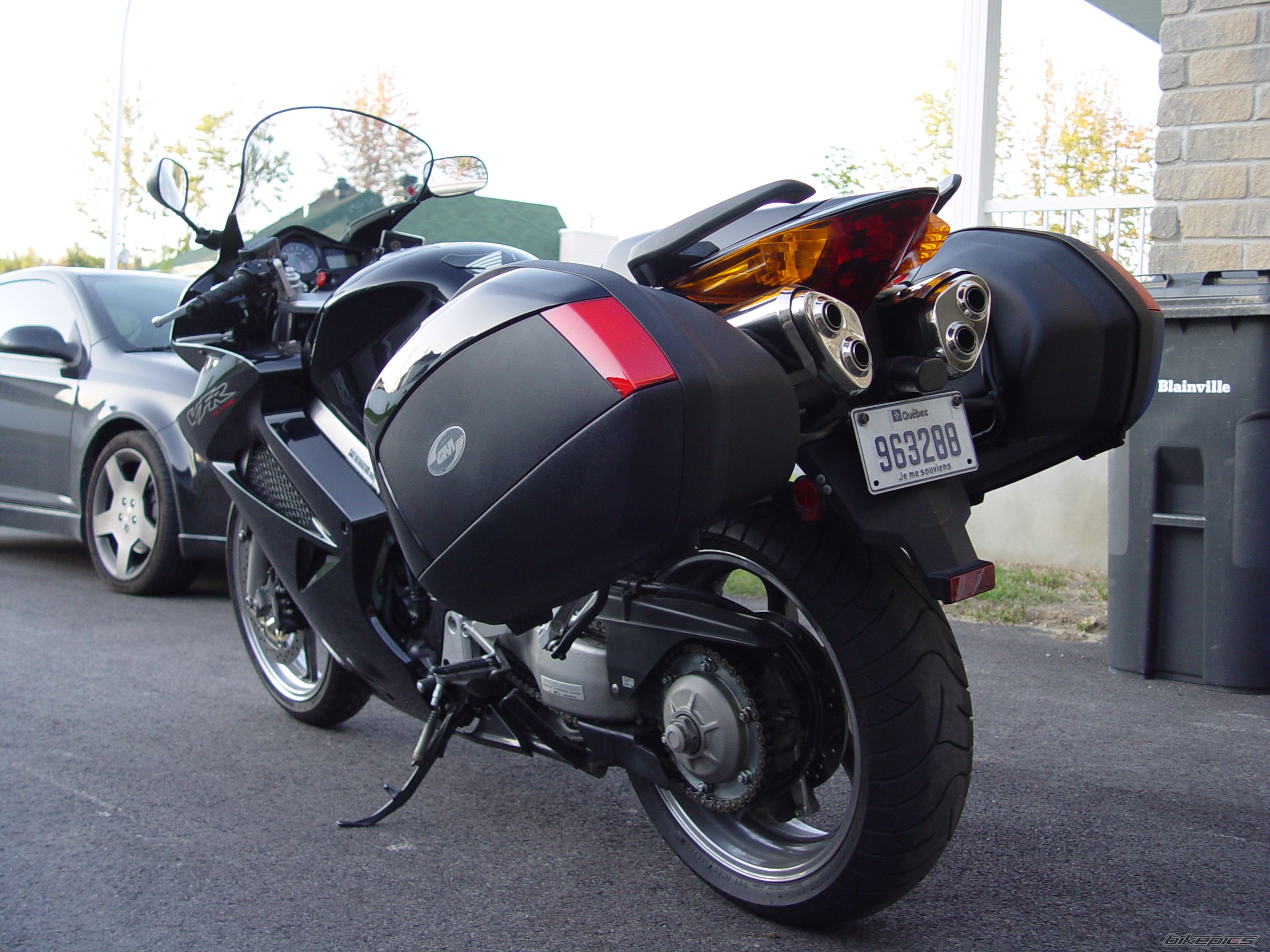2002 HONDA VFR 800 | Picture 1030448 motorcycle photo