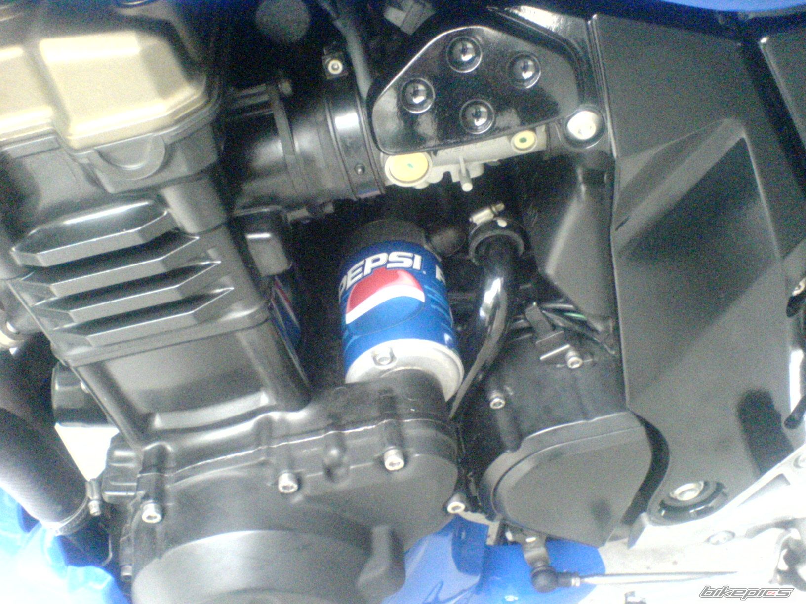 2004 KAWASAKI Z 750 | Picture 1030839 motorcycle photo