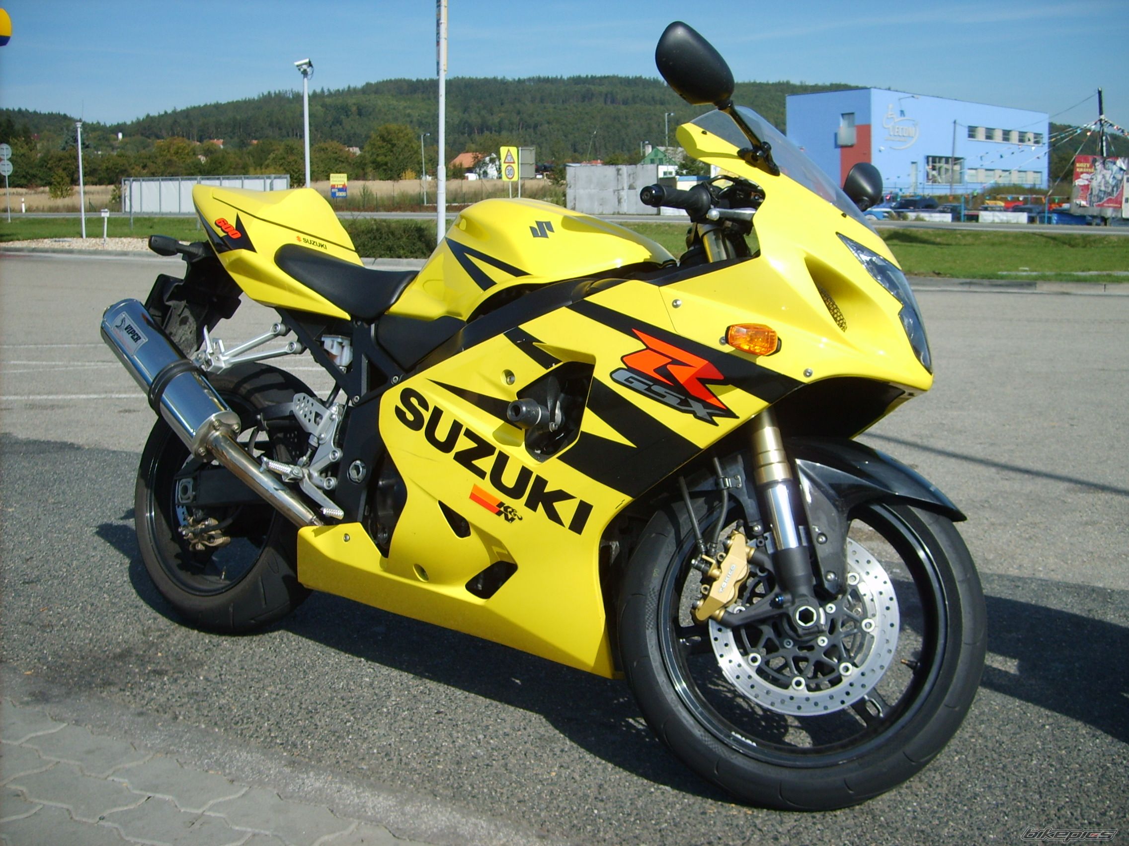 2004 SUZUKI GSX R 600 | Picture 1034127 motorcycle photo