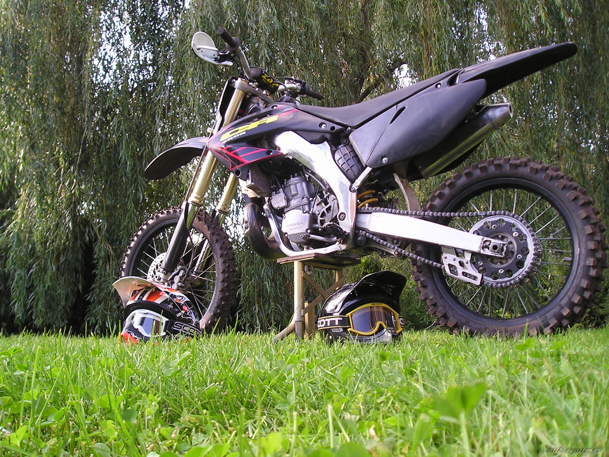 2002 HONDA CR 250 | Picture 1034908 motorcycle photo