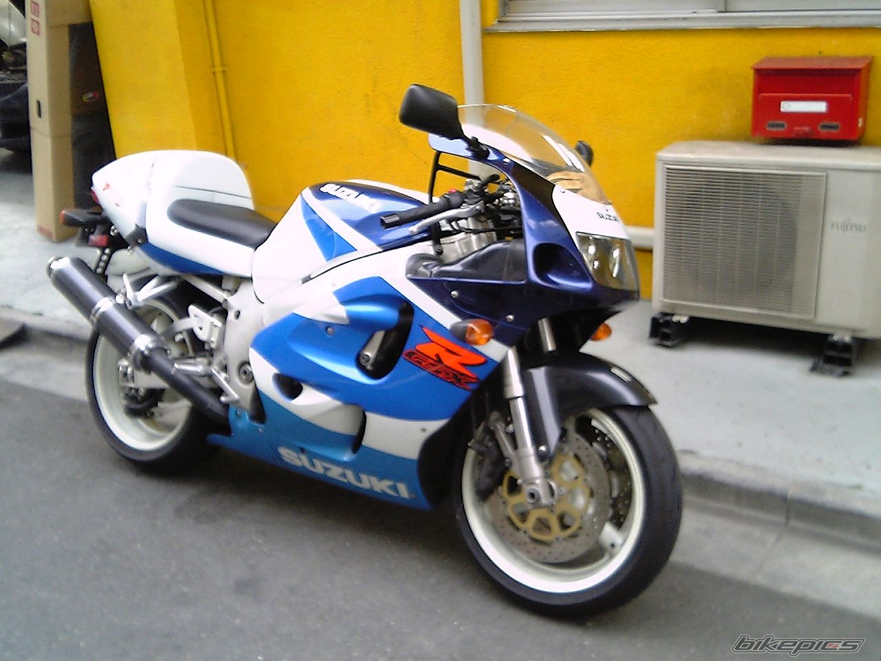 1999 SUZUKI GSX R 750 | Picture 1035922 motorcycle photo