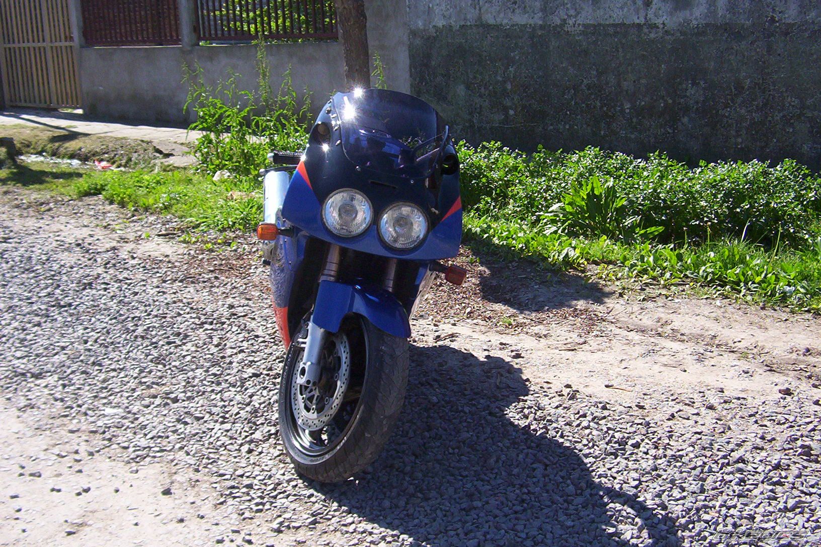 1992 KAWASAKI ZXR 750 | Picture 1036397 motorcycle photo