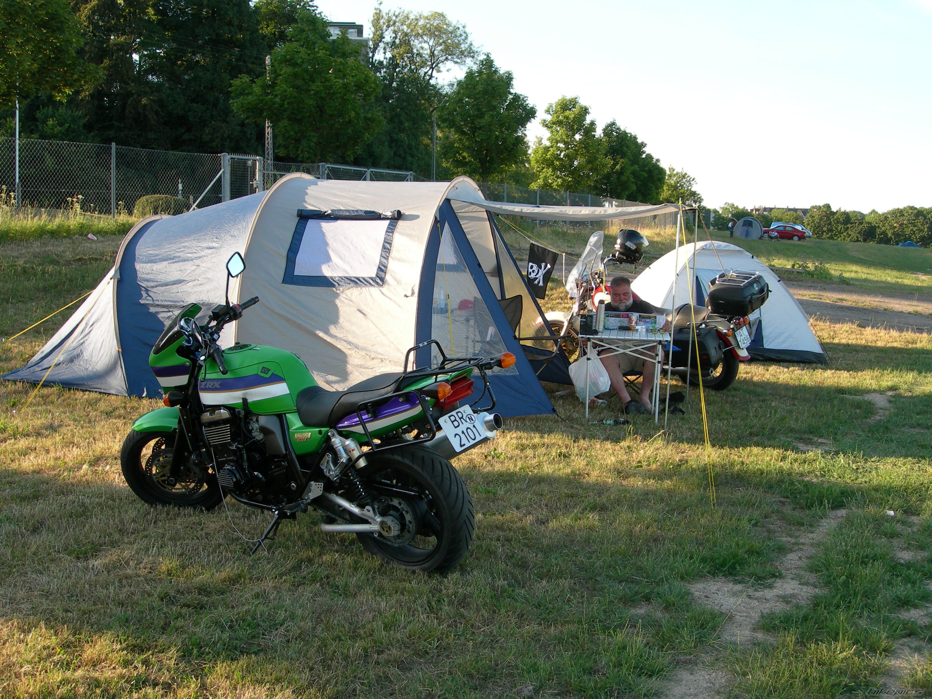 2000 KAWASAKI ZRX 1100 | Picture 1039280 motorcycle photo