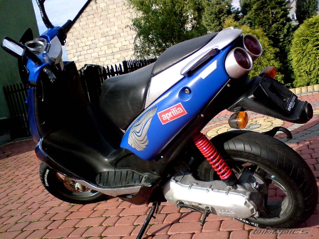 2000 APRILIA SR 50 | Picture 1040557 motorcycle photo