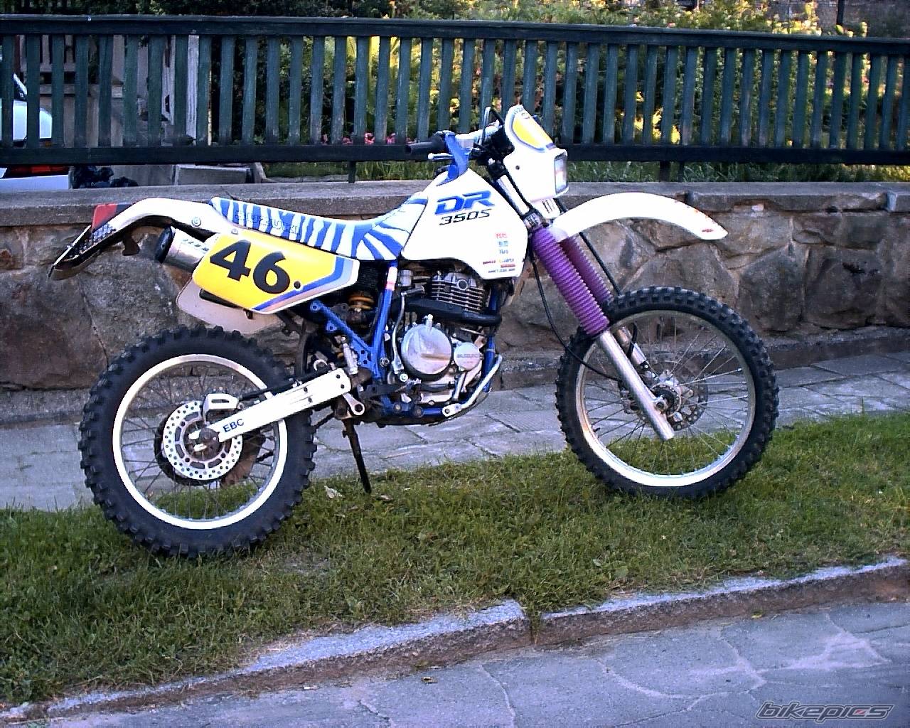 1990 SUZUKI DR 350 | Picture 104103 motorcycle photo