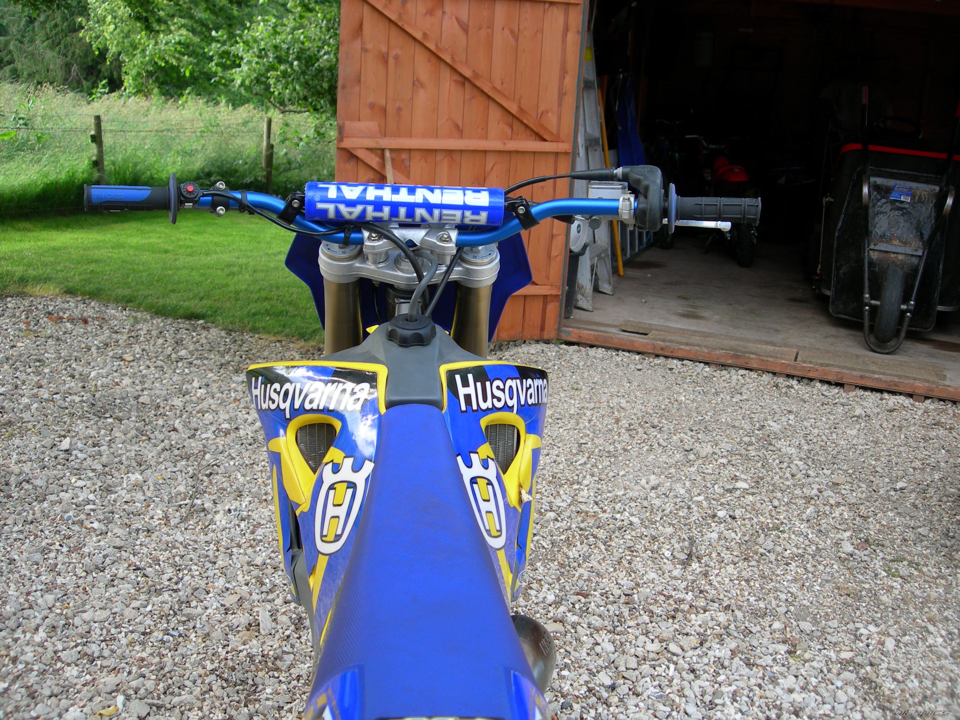 2004 HUSQVARNA CR125 | Picture 1041147 motorcycle photo