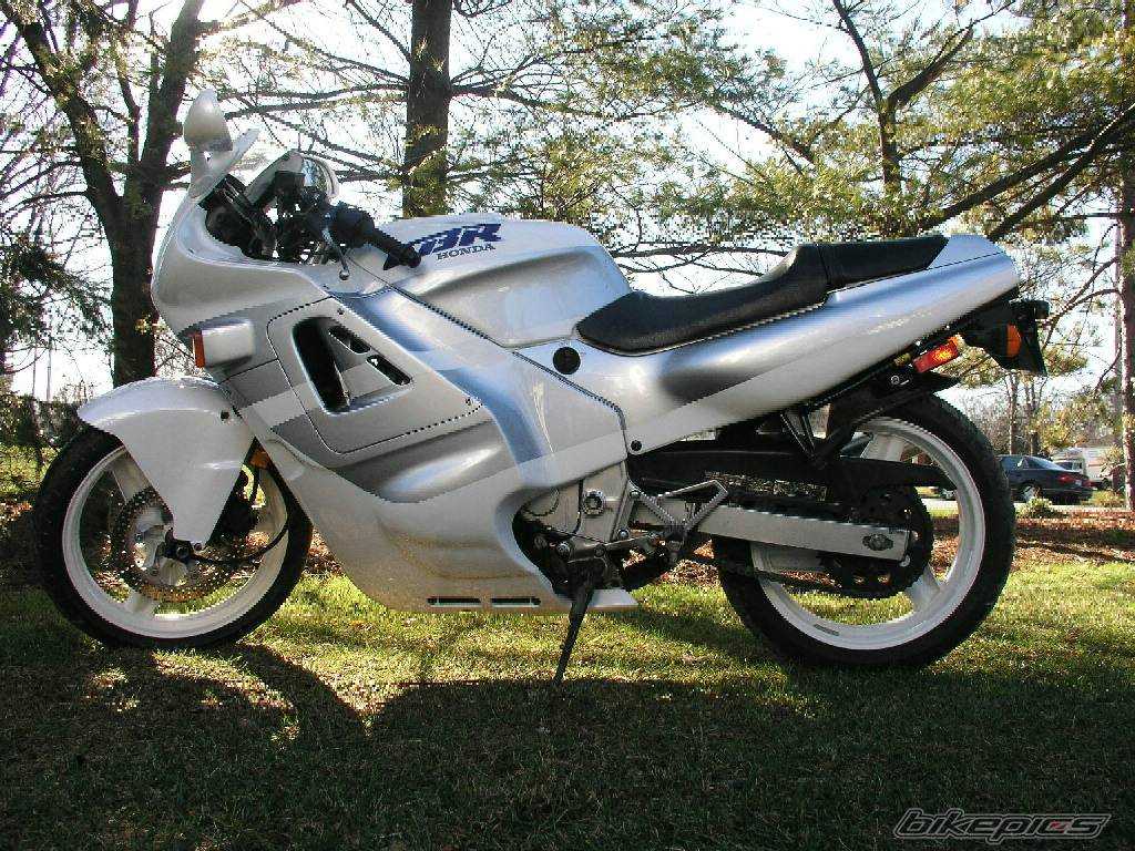 1989 HONDA CBR 600 | Picture 104179 motorcycle photo