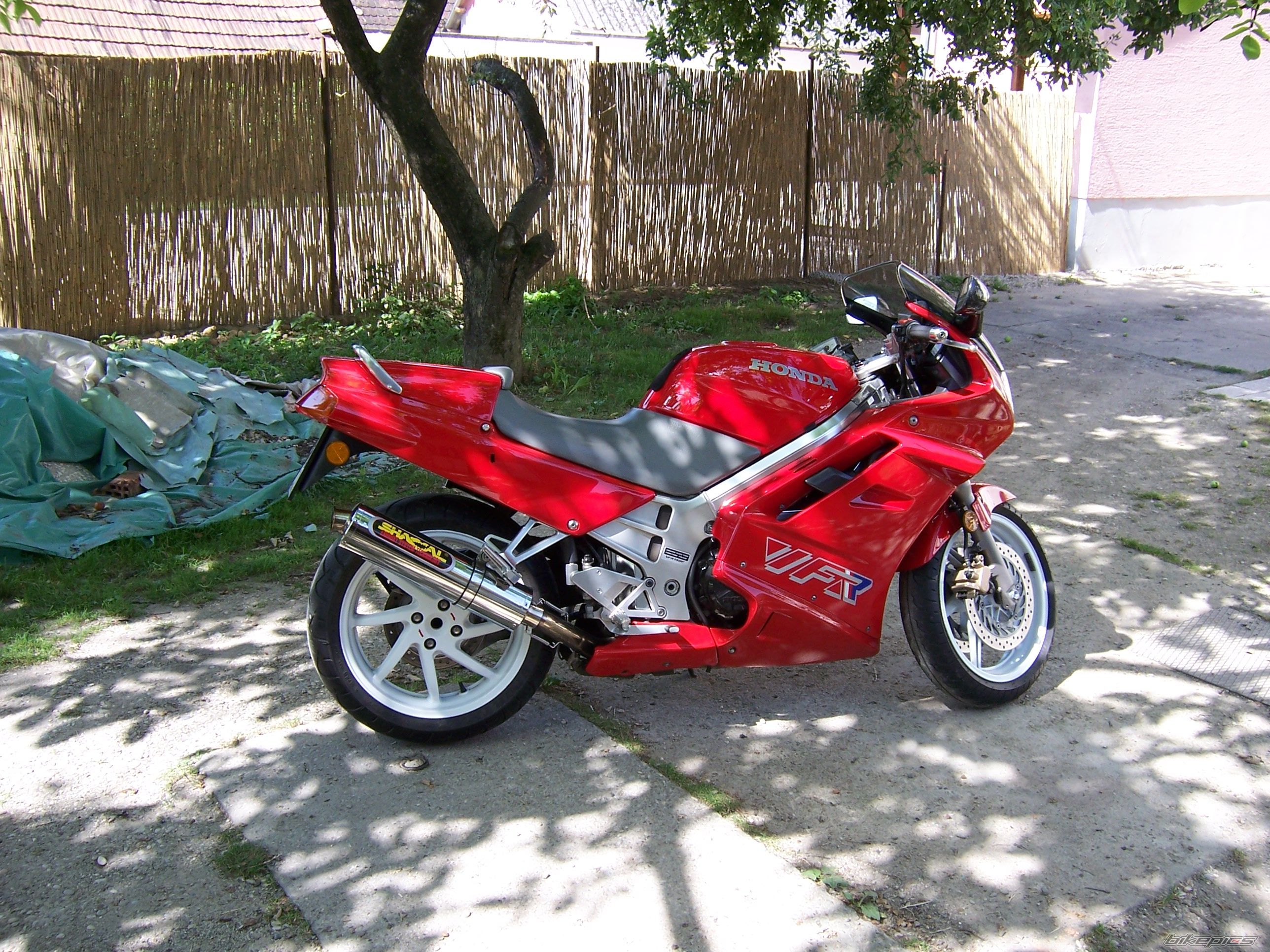 1990 HONDA VFR 750 | Picture 1042939 motorcycle photo