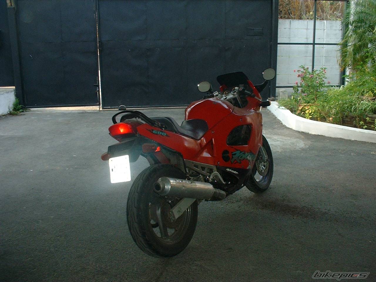 1994 SUZUKI GSX 600 | Picture 104443 motorcycle photo