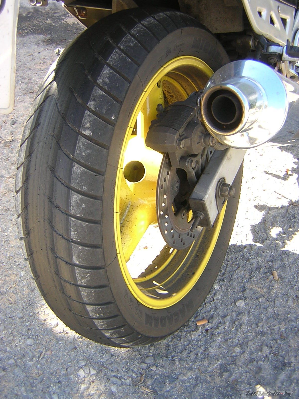 1990 SUZUKI GSX 750F | Picture 1045551 motorcycle photo
