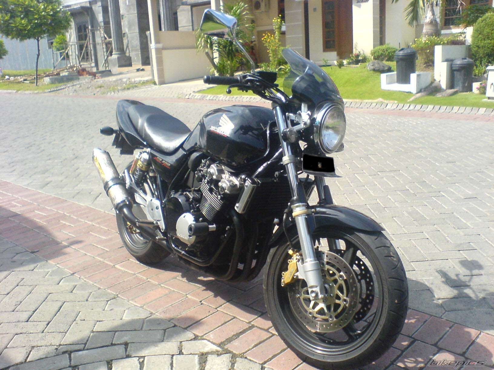 2001 HONDA CB 400 | Picture 1045698 motorcycle photo