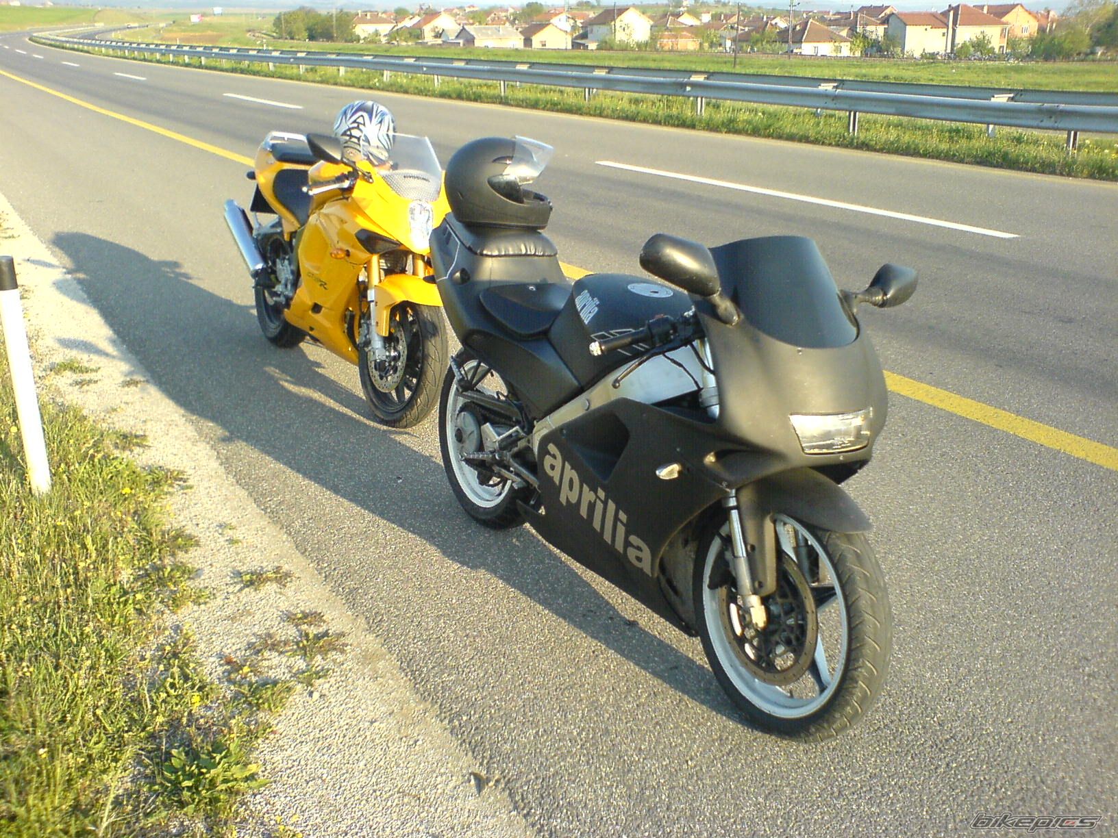 2006 HYOSUNG GT 250 R COMET | Picture 1045889 motorcycle photo