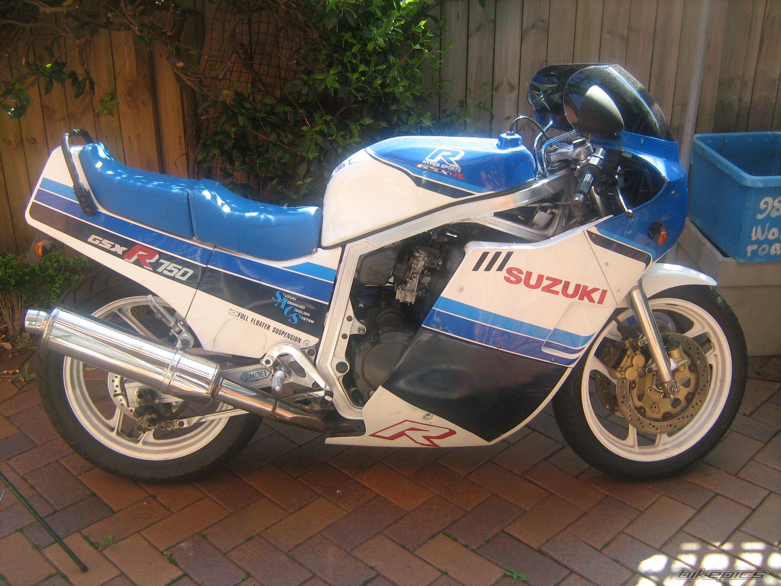 1985 SUZUKI GSX R 750 | Picture 1046016 motorcycle photo